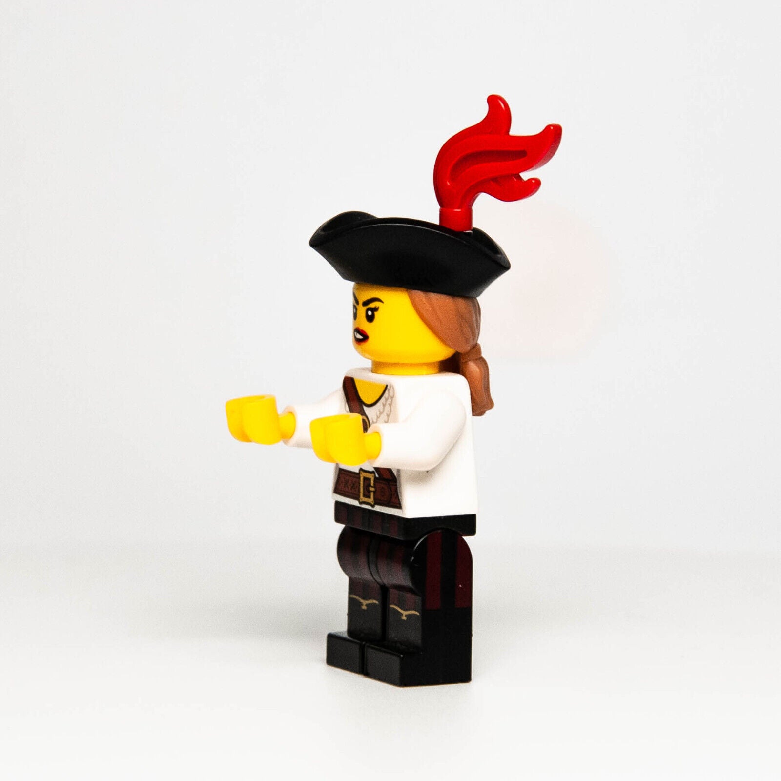 LEGO CMF Minifigure - Pirate Girl Lady 71027 Series 20 (col20-5 col362)