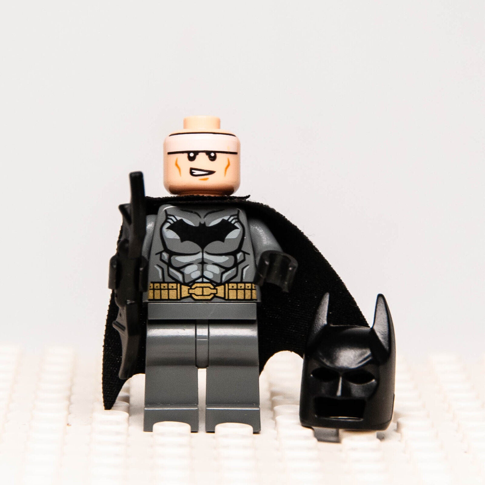 LEGO Minifigure - Batman Dimensions (dim002) DC Super Heroes - StudBee
