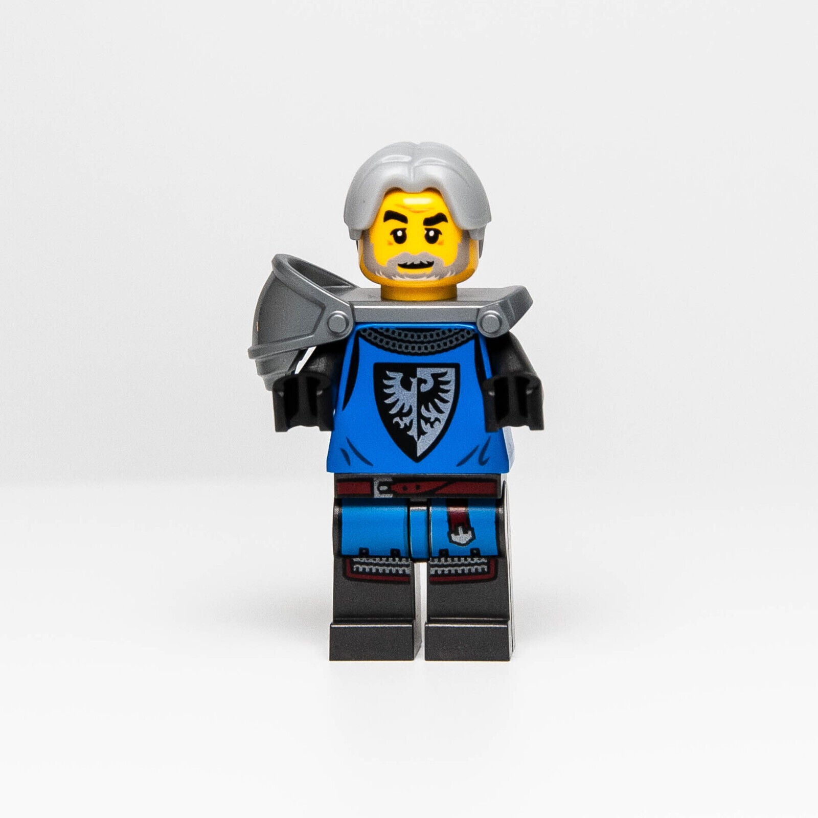 NEW LEGO Medieval Male Knight Minifigure (IDEA085) Black Falcon 21325 - StudBee