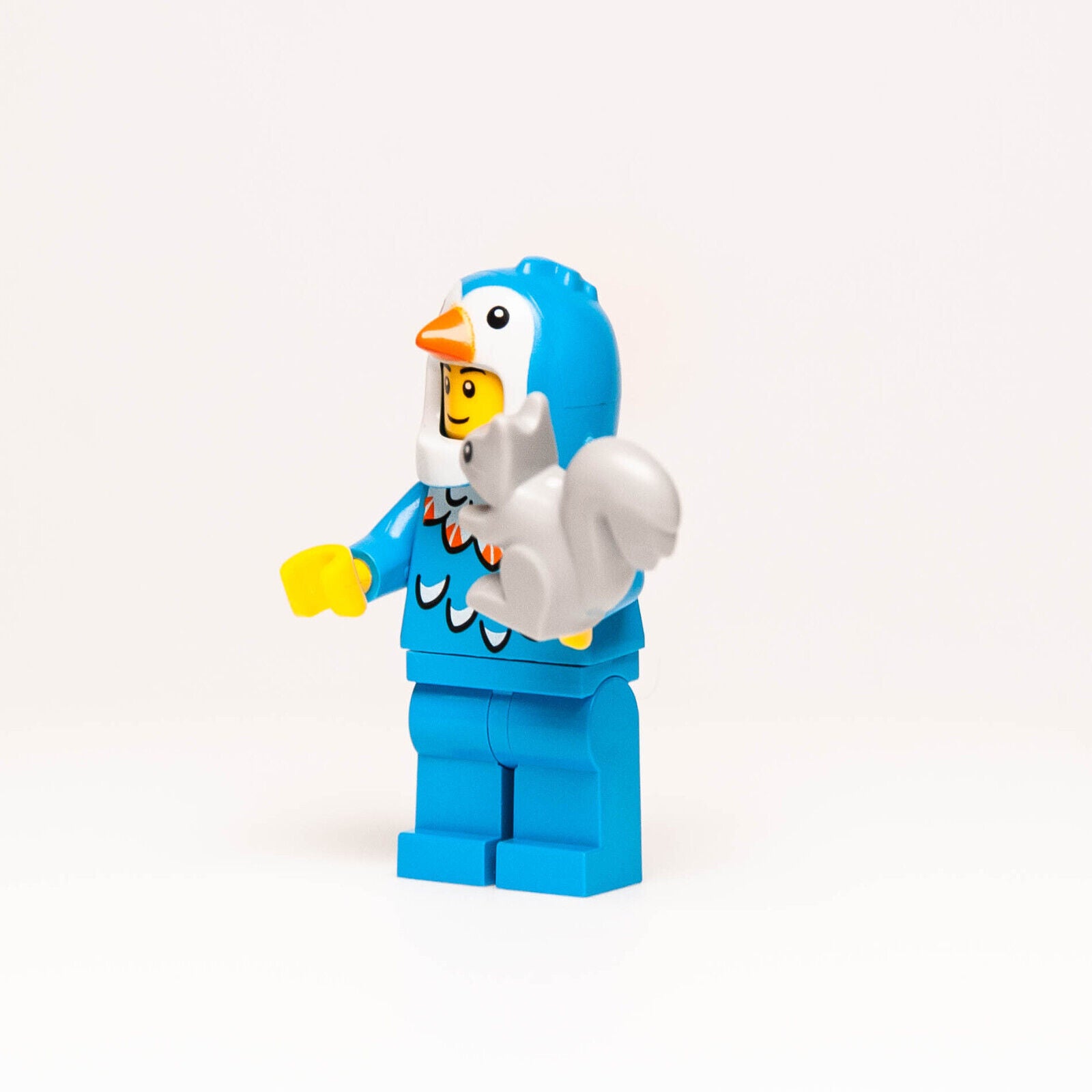 New LEGO BAM 2024 Minifigure - Azure Penguin Costume Guy with Gray Squirrel - StudBee