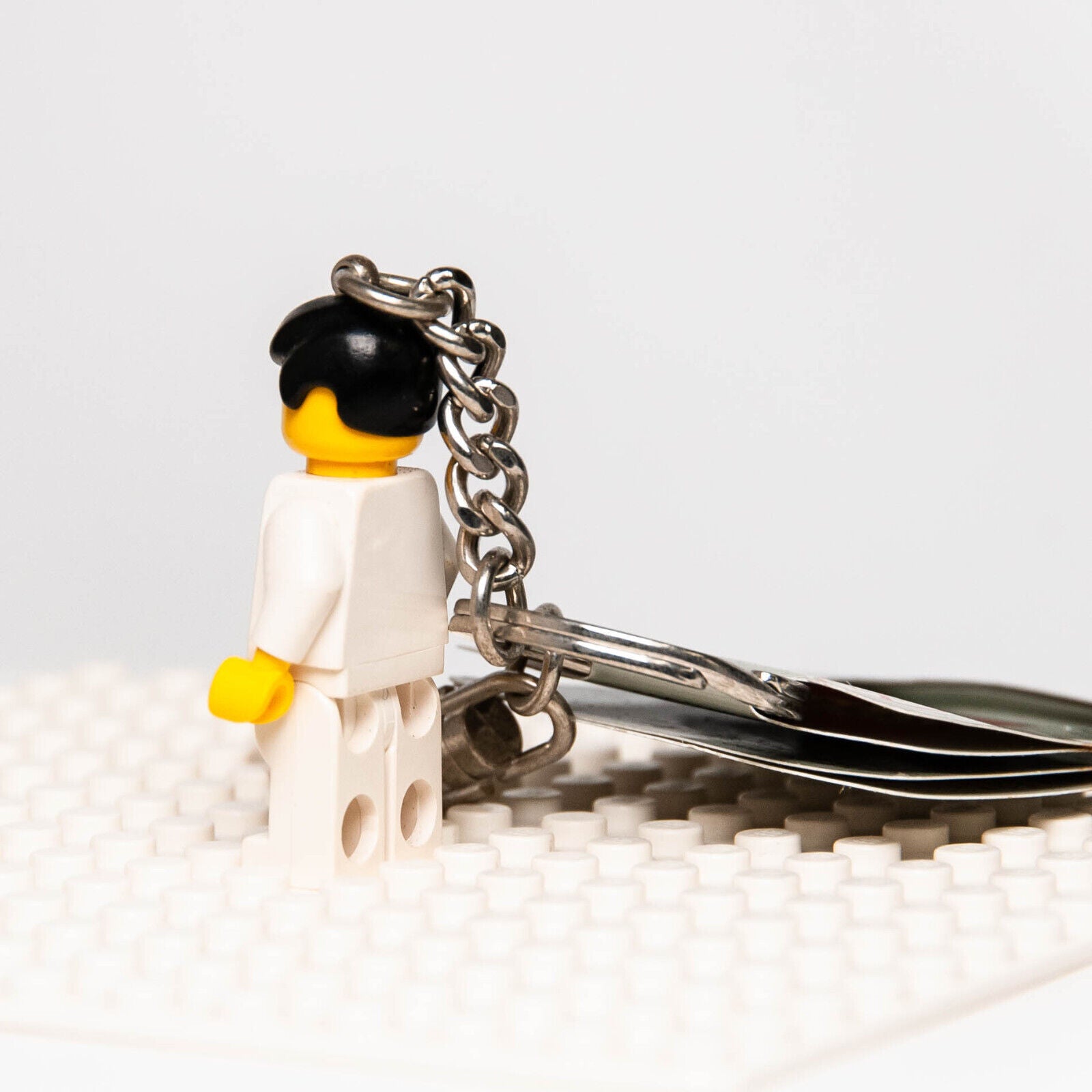 NEW LEGO City Doctor Keyring Chain with Tag (851747) 2006 (cty - StudBee