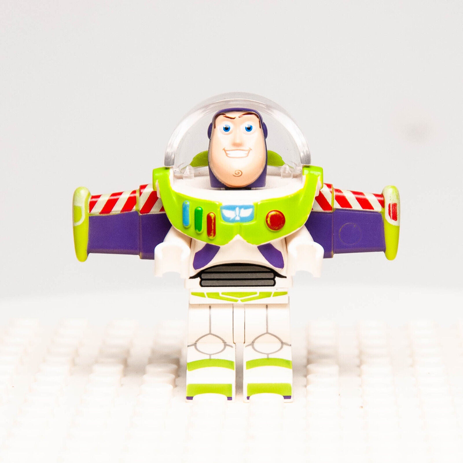 LEGO Toy Story Minifigure: Buzz Lightyear (toy004) 7590 7593 7597 7598 - StudBee