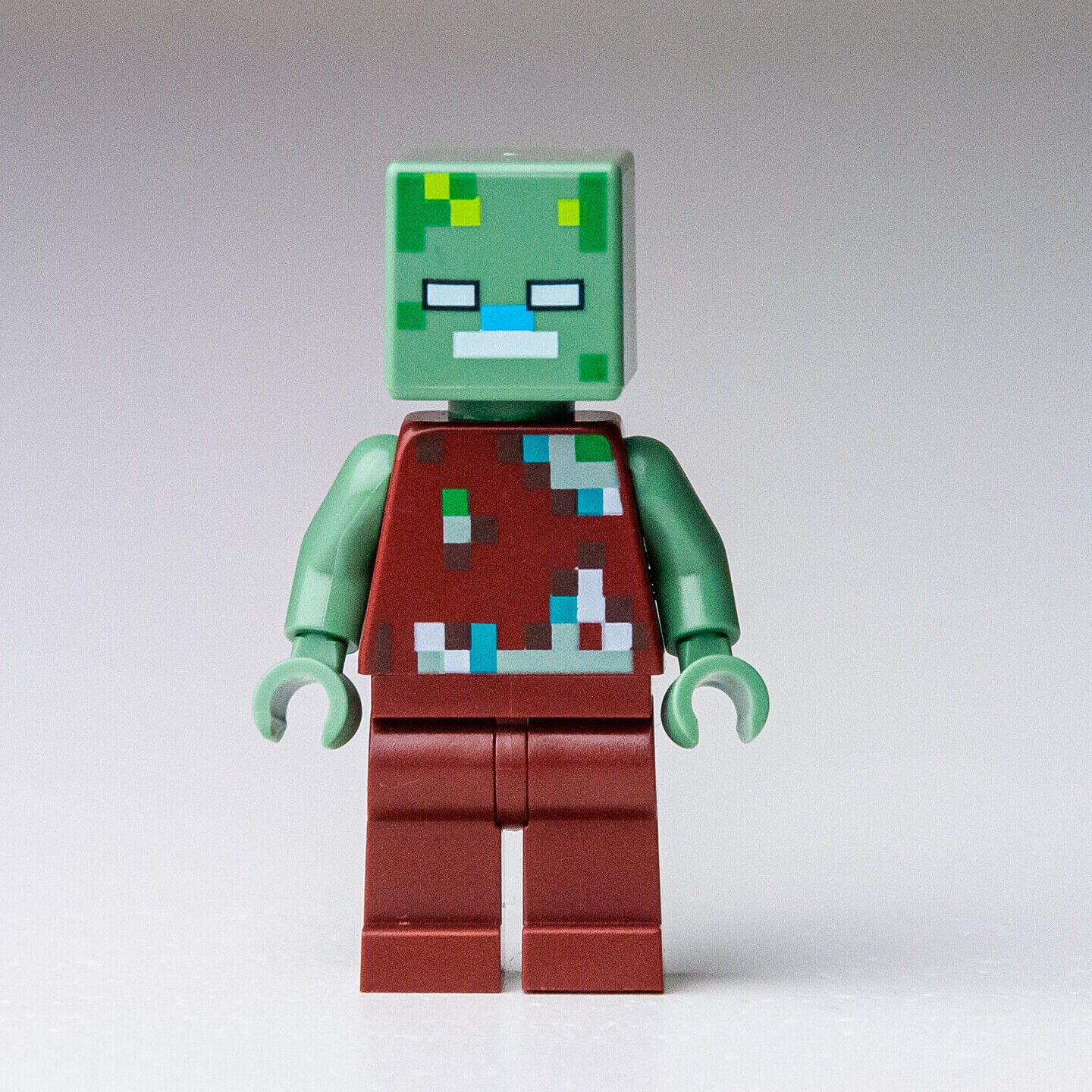New LEGO Drowned Zombie Minifigure - The Coral Reef - 21164 (min088) - StudBee