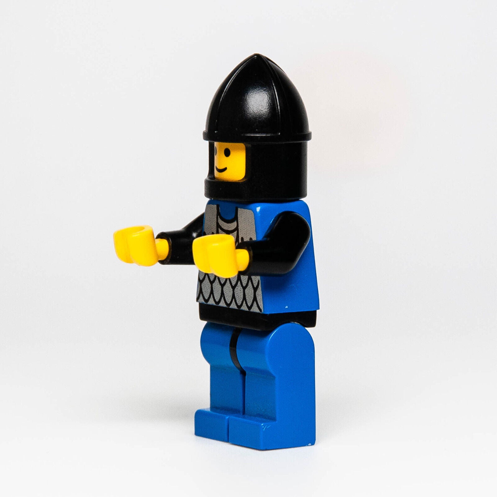 LEGO Castle Black Knights Minifigure - Scale Mail (cas141) 1584 6060 Challenge - StudBee