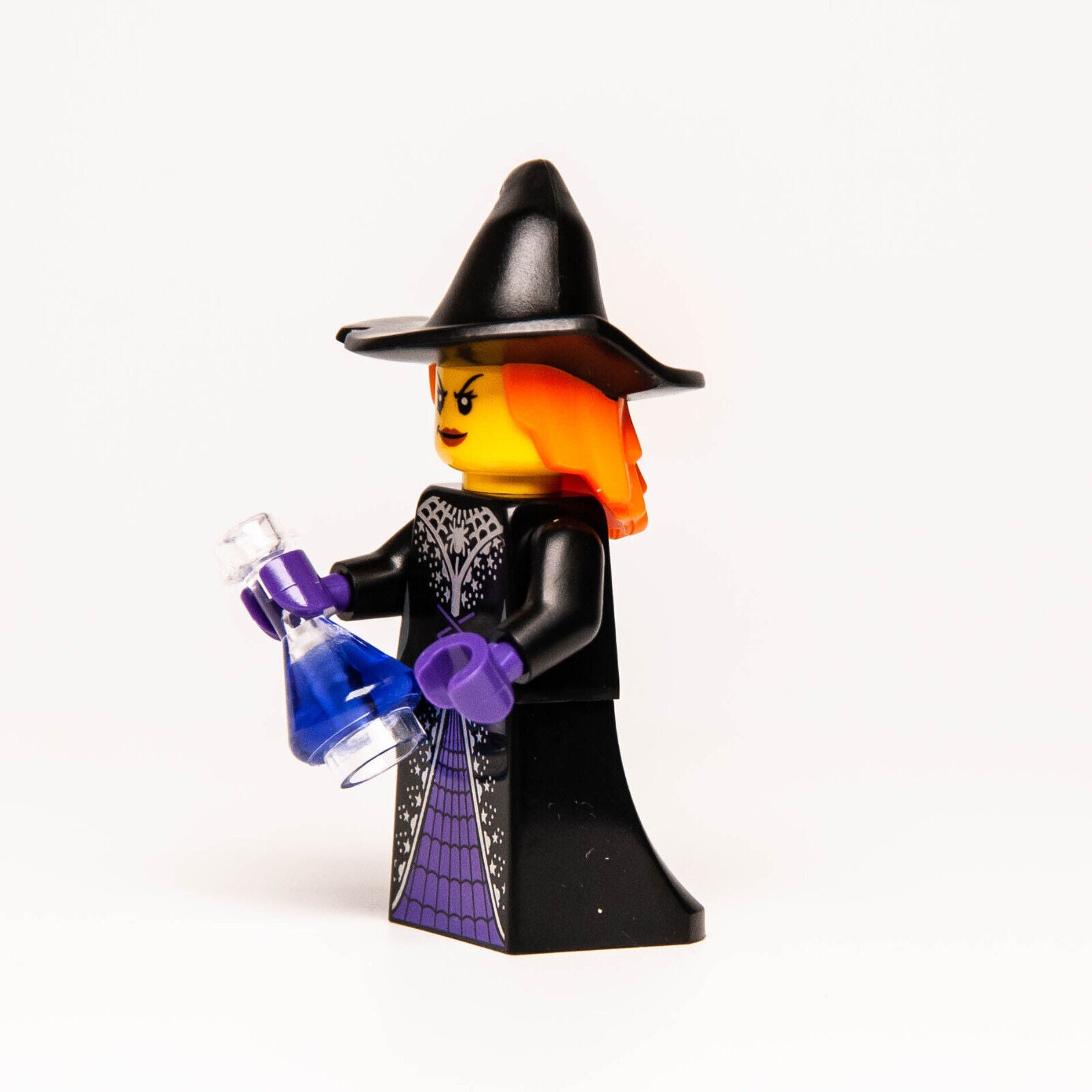 New Lego BAM 2022 Minifigure Witch w/ Potion (hol301) Halloween (blk - StudBee