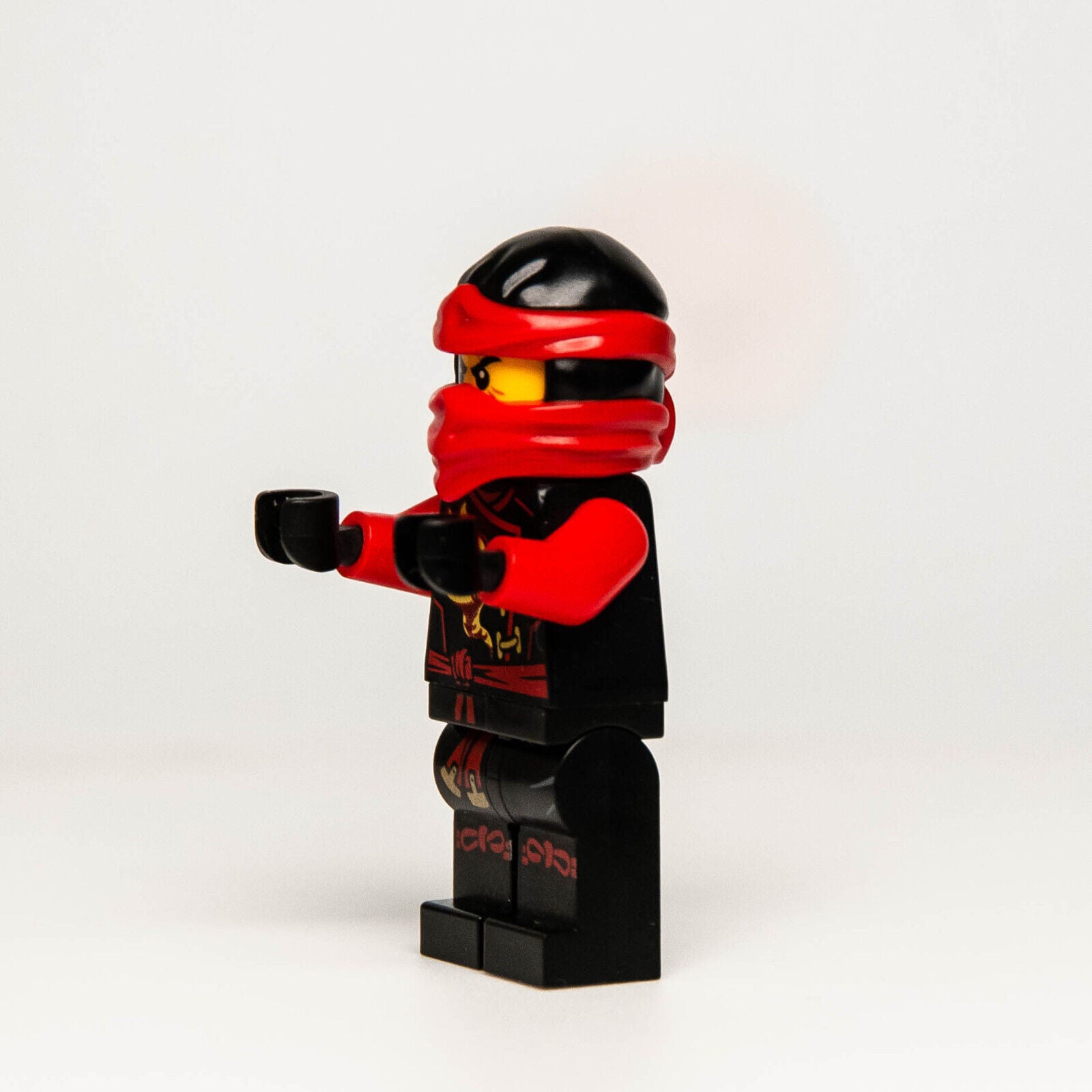 LEGO Ninjago Minifigure Kai Skybound w/ Throwing Stars (njo198) 70600 30422 - StudBee