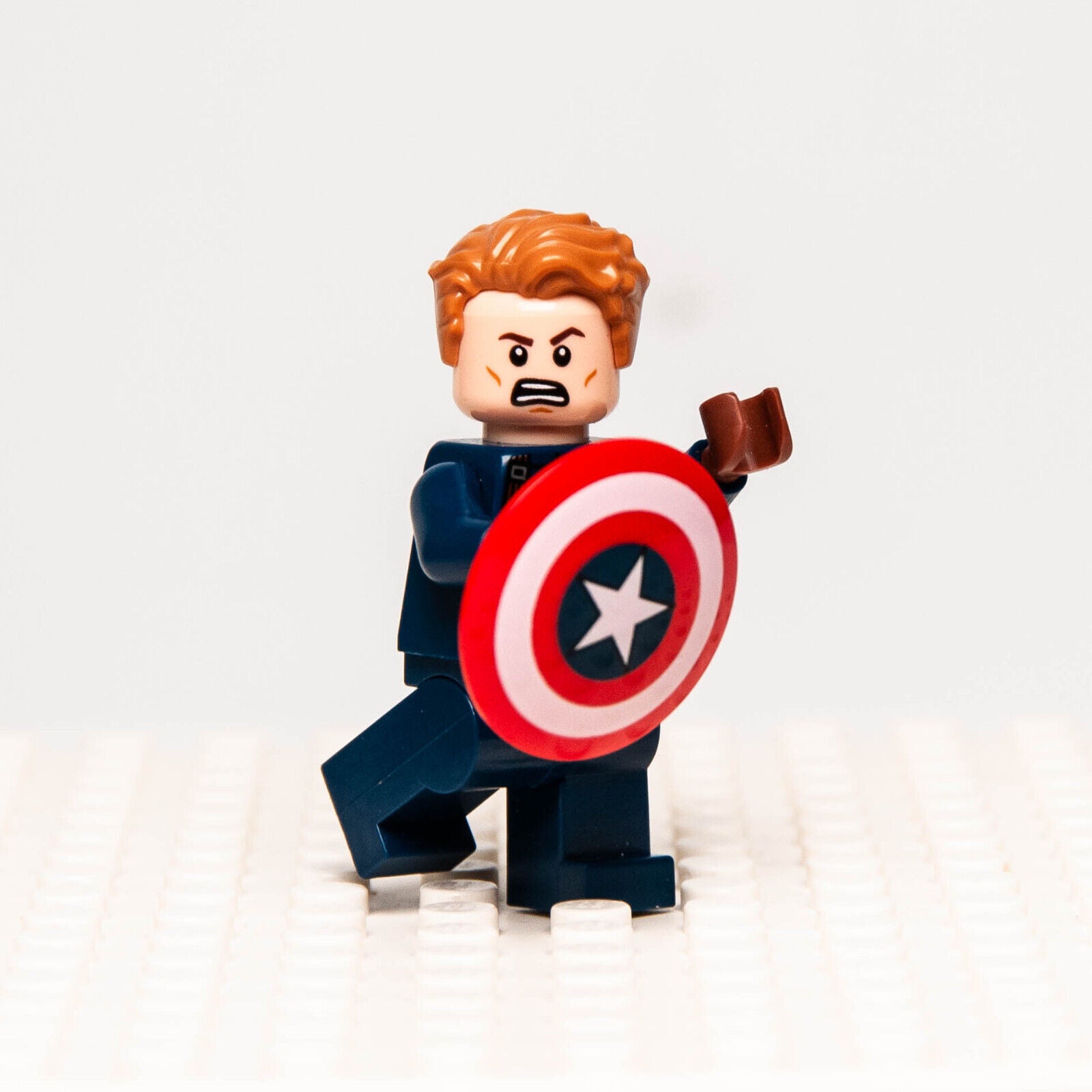 LEGO Minifigure Captain America - Detailed Suit (sh264) Marvel 76047 - StudBee