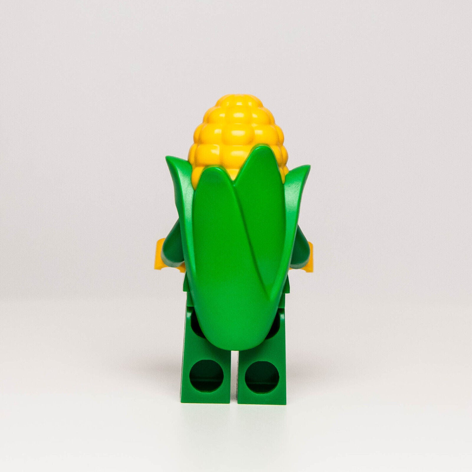LEGO CMF Minifigure - Series 17 - Corn Cob Guy (col289) - StudBee