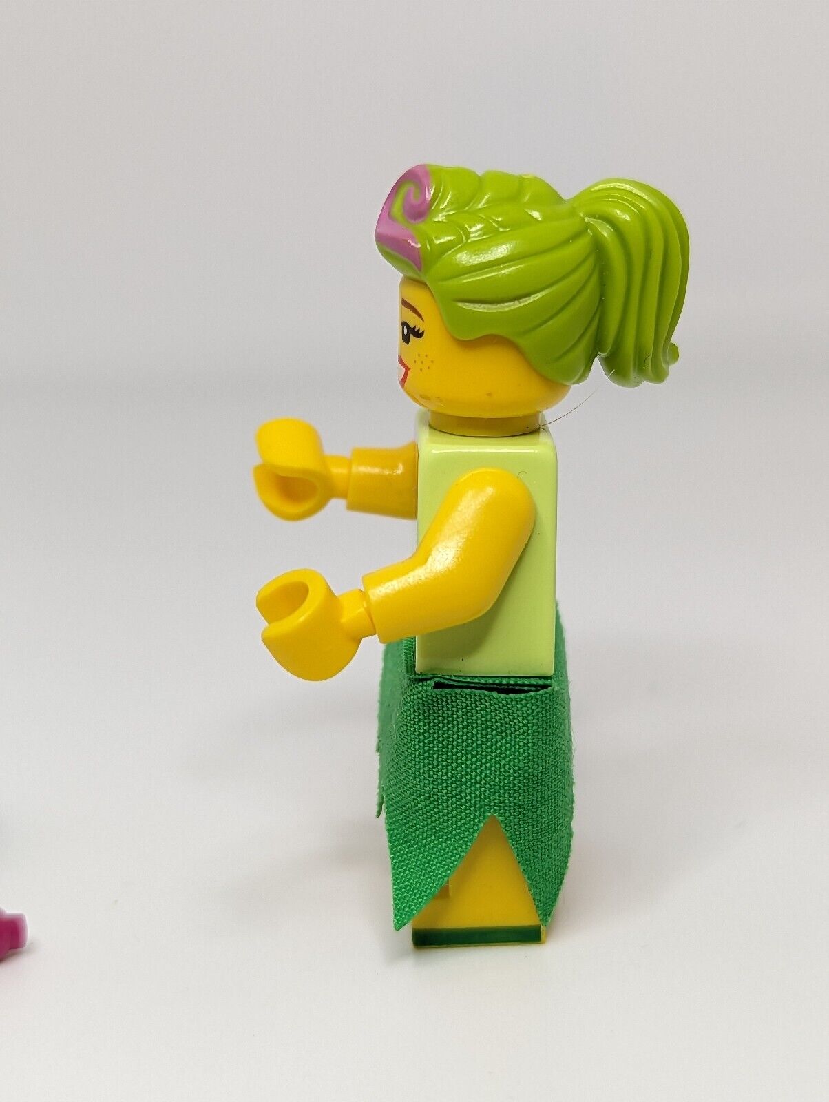 The LEGO Movie 2 Minifigure - Hawaiian Singer Hula Lula 71023 (coltlm2-7) tlm154 - StudBee