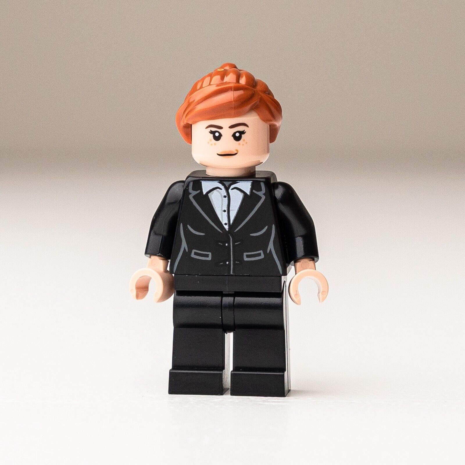 New LEGO Pepper Potts - Black Suit Minifigure - 76190 76216 (sh740)