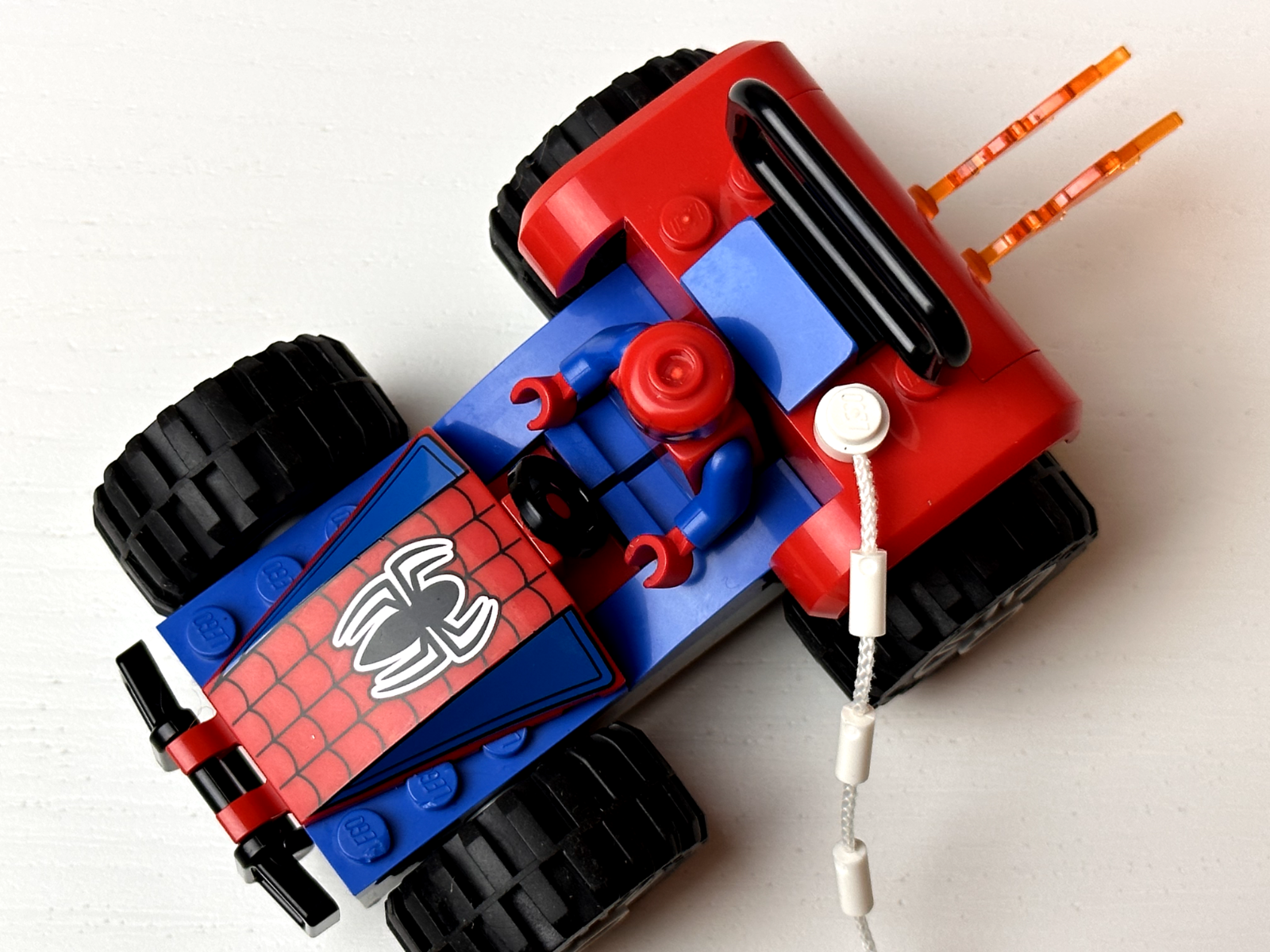 Lego 76133 Spider-Man Car Chase - Complete with Box & Manual - StudBee