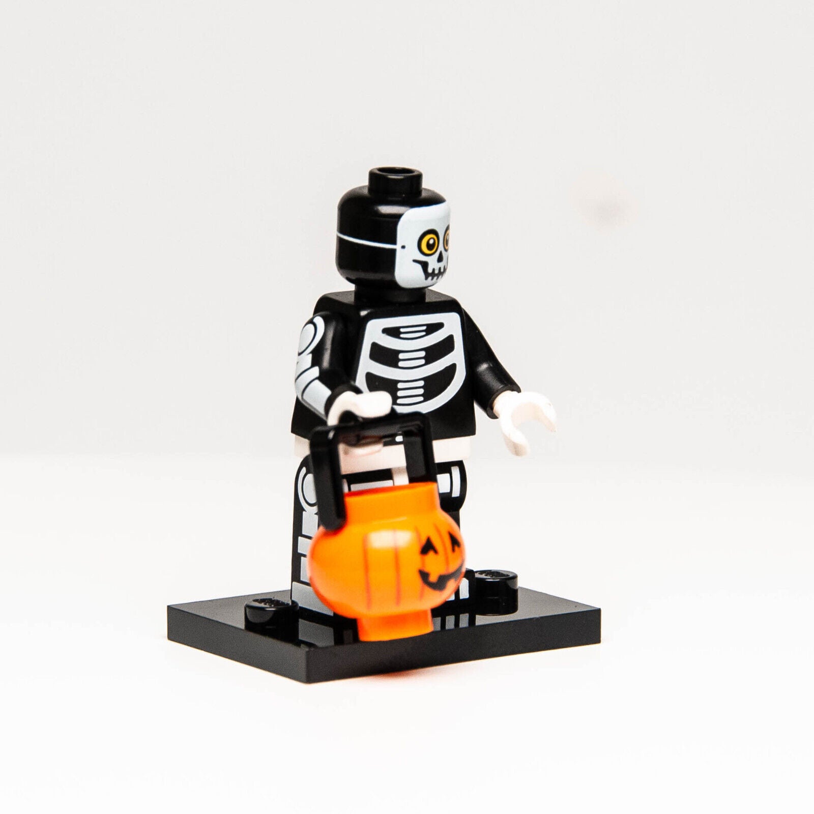 Lego CMF 14 Skeleton Guy Jack O' Lantern Halloween Costume 71010 (blk (col14-11) - StudBee