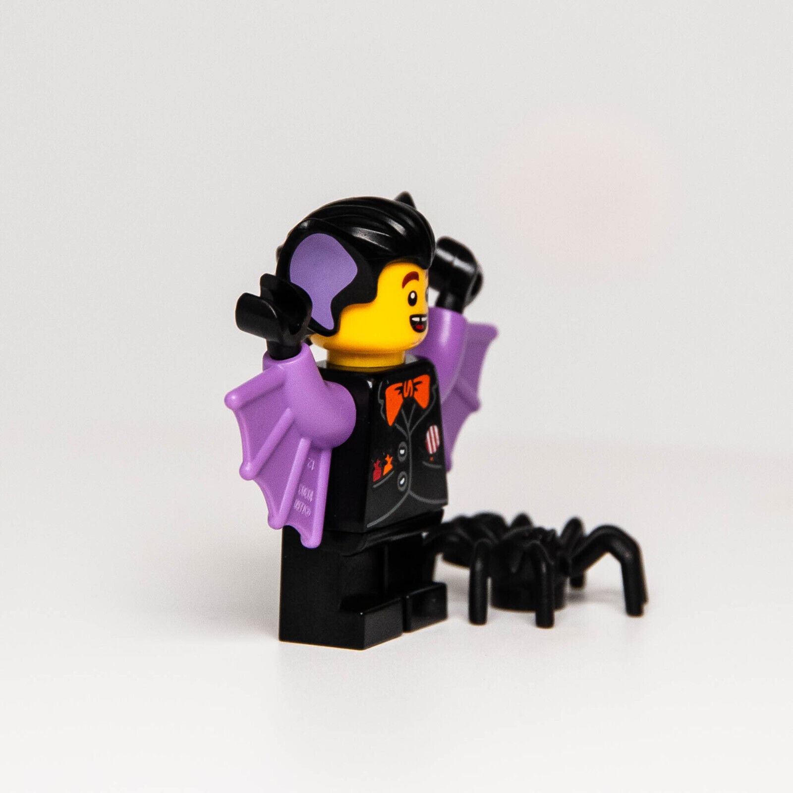 NEW Lego Minifigure (BAM) Halloween Bat Suit Boy Costume w/ Spider (hol302) (blk - StudBee