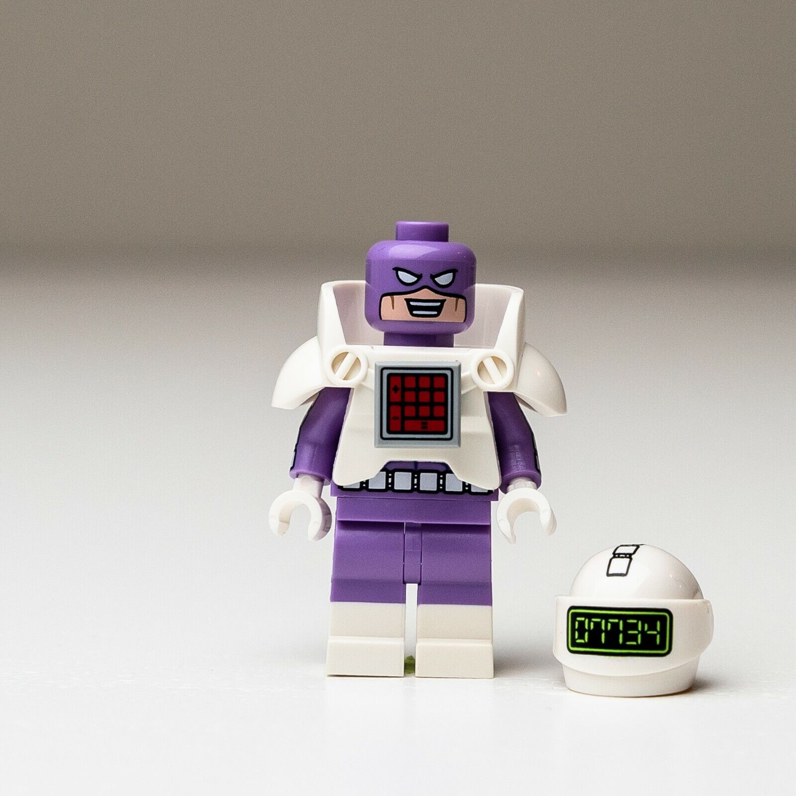 New LEGO Calculator  (w/ Stand) Minifigure - Lego Batman Movie (coltlbm18) - StudBee