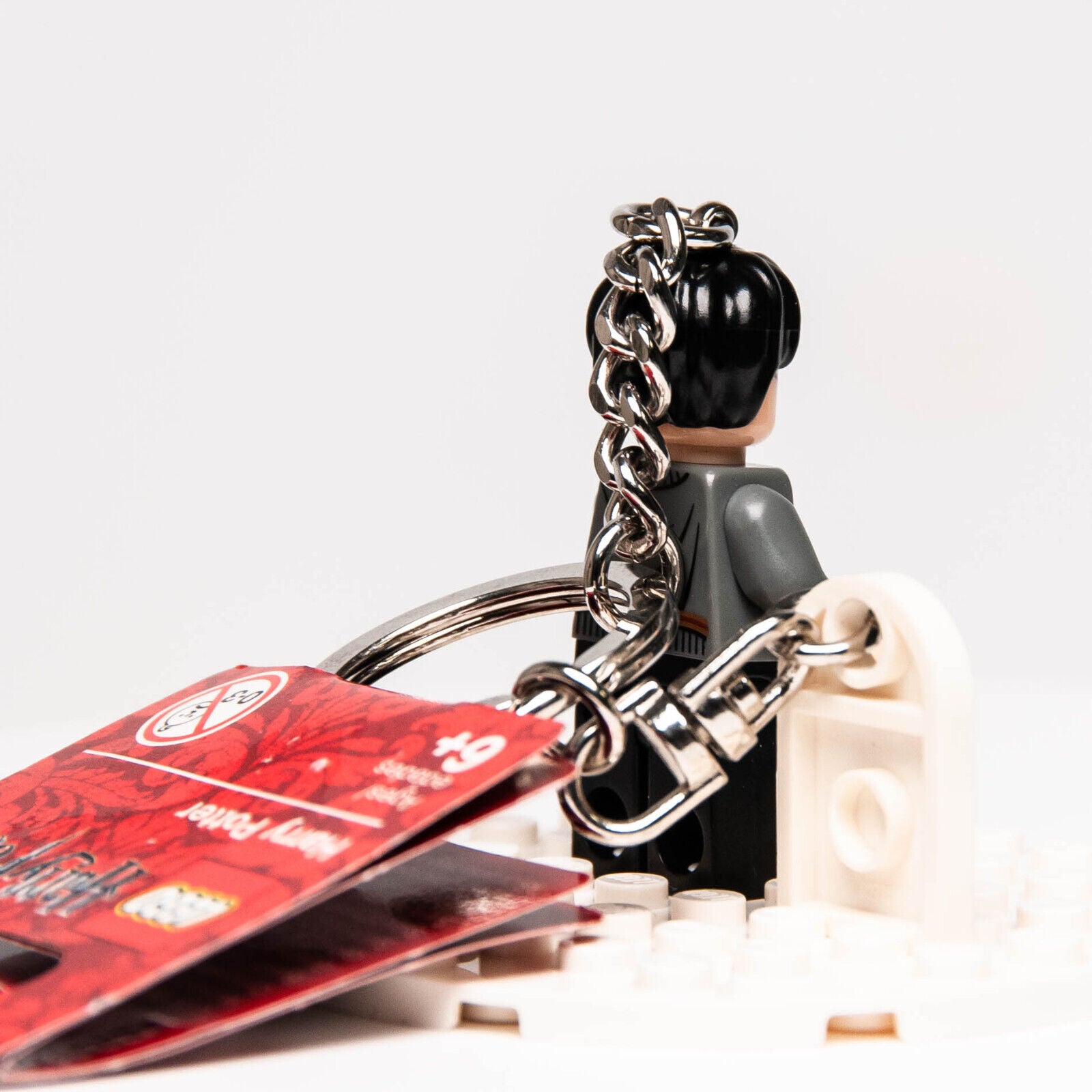 NEW Lego Minifigure Key Chain - Harry Potter Gryffindor Crest - 852954 (hp094) - StudBee