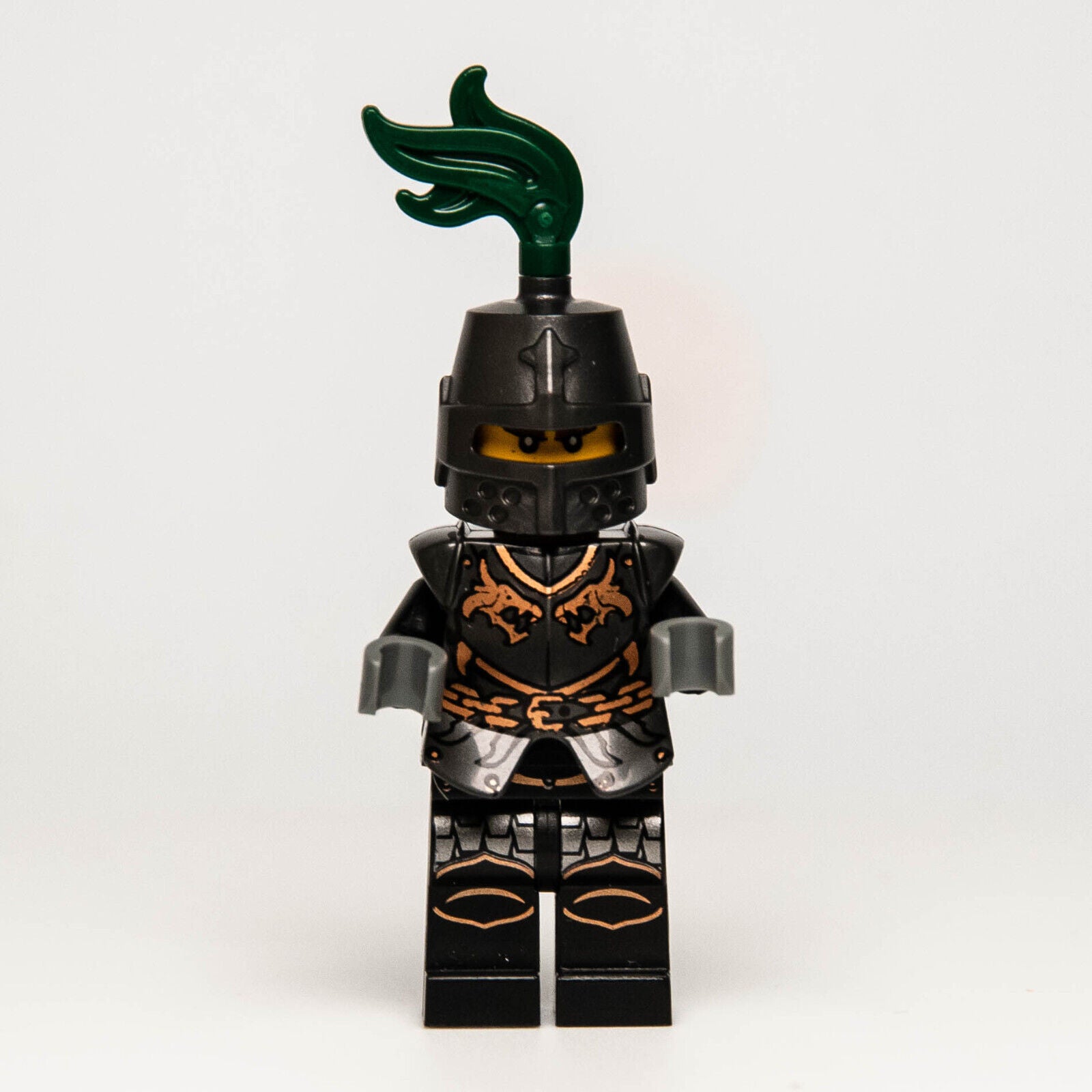 LEGO Castle Kingdom Minifigure: Dragon Knight Armor Lance Shield 852922 (cas462) - StudBee