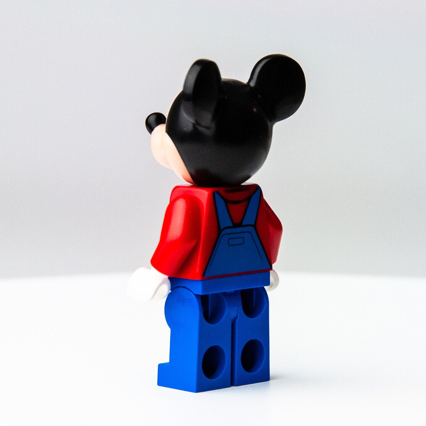 NEW Mickey Mouse - Mickey Mouse & Donald Duck's Farm - (dis054) LEGO Minifigure - StudBee