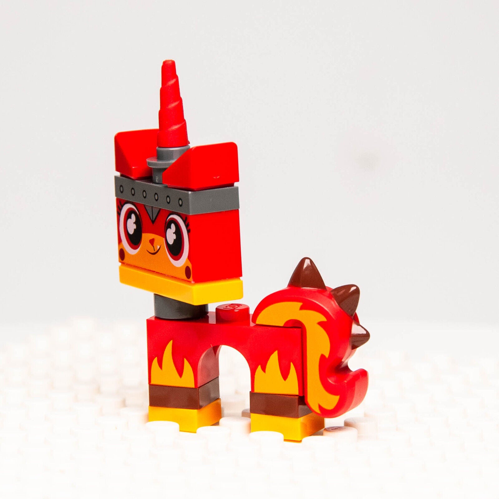 NEW LEGO Movie 2 Minifigure - Unikitty Calm Down Kitty (tlm190) 70837 - StudBee