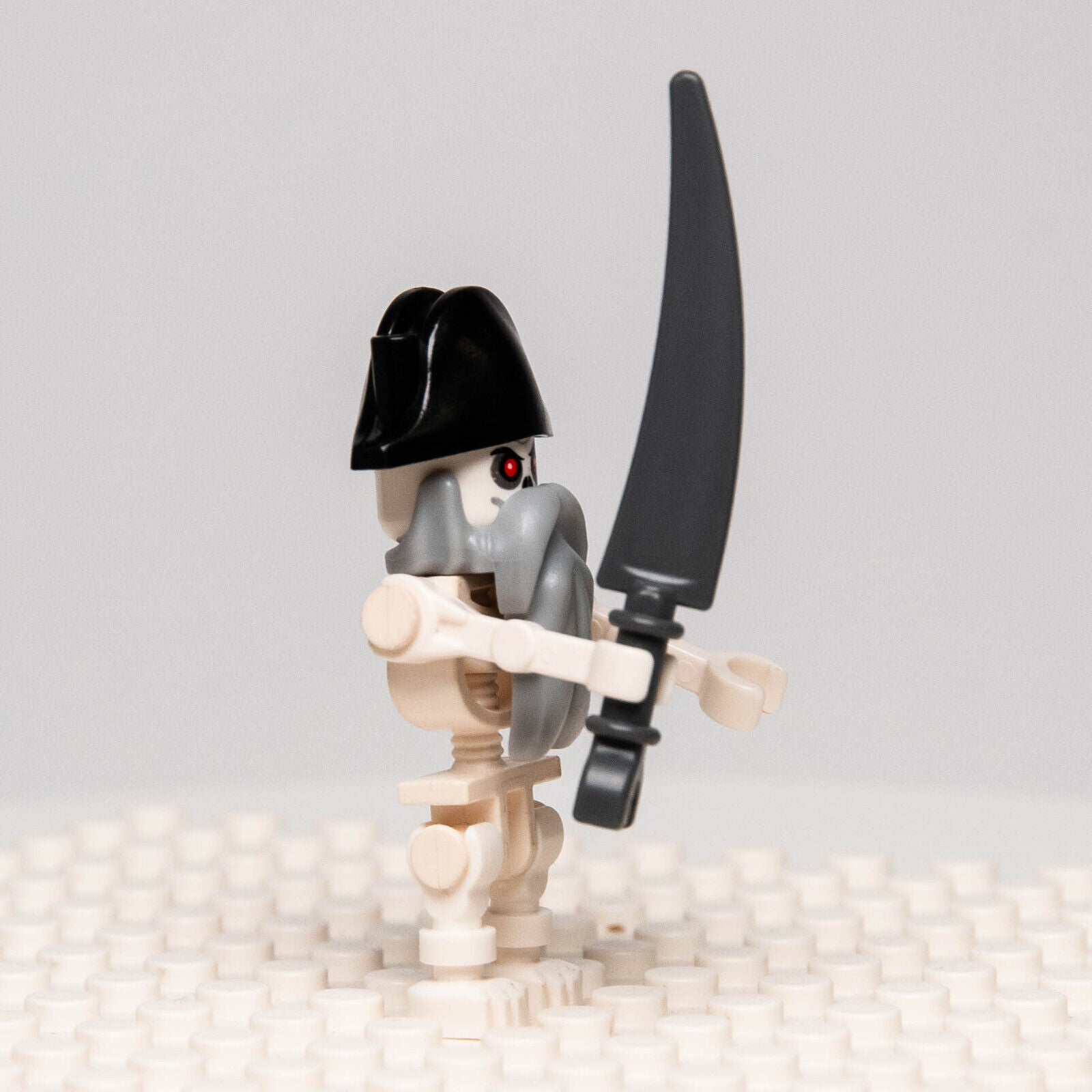 Lego Castle Fantasy Era Minifigure - Skeleton Ship Captain (cas346)