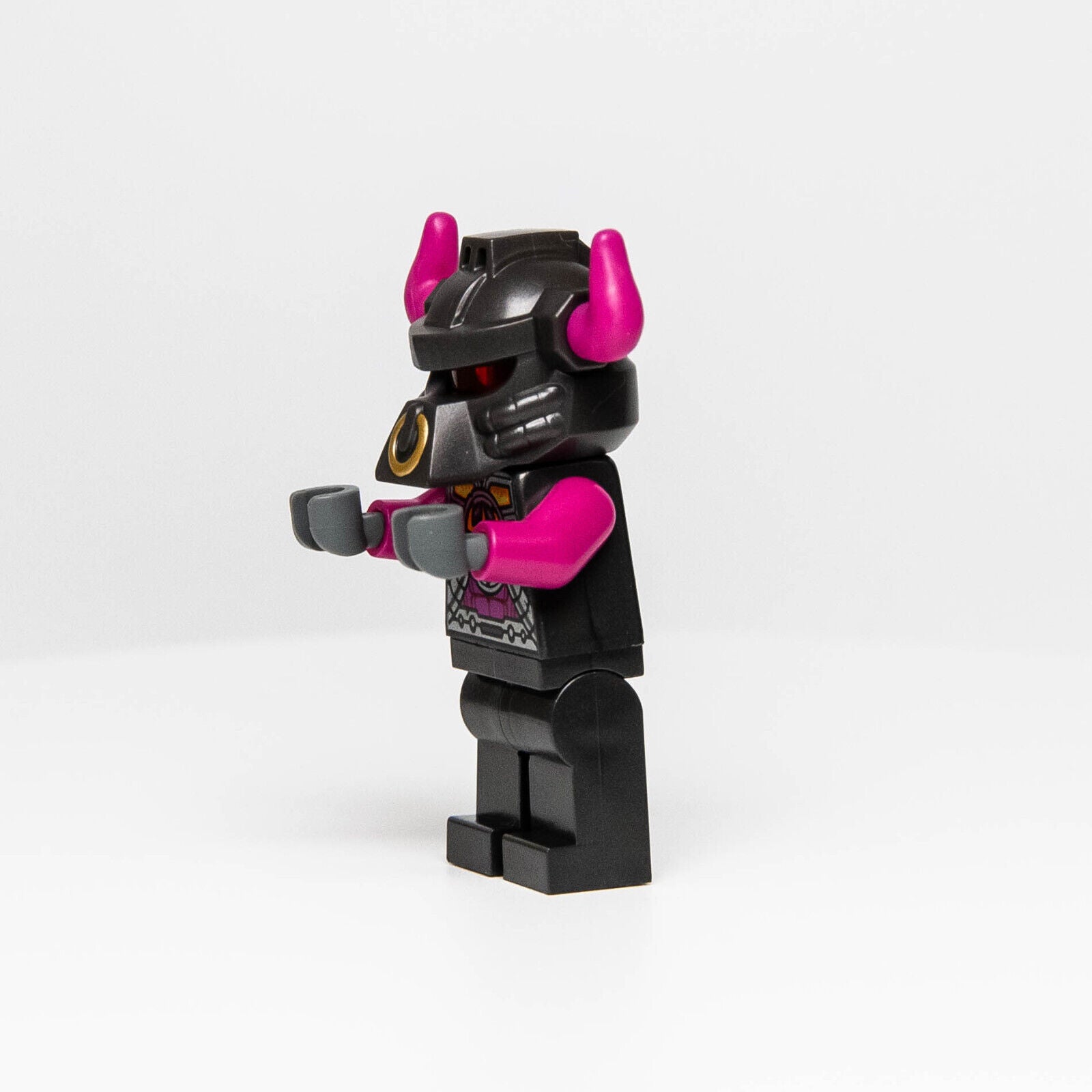 NEW LEGO Ironclad Henchman Minifigure (mk002) 80013 80016