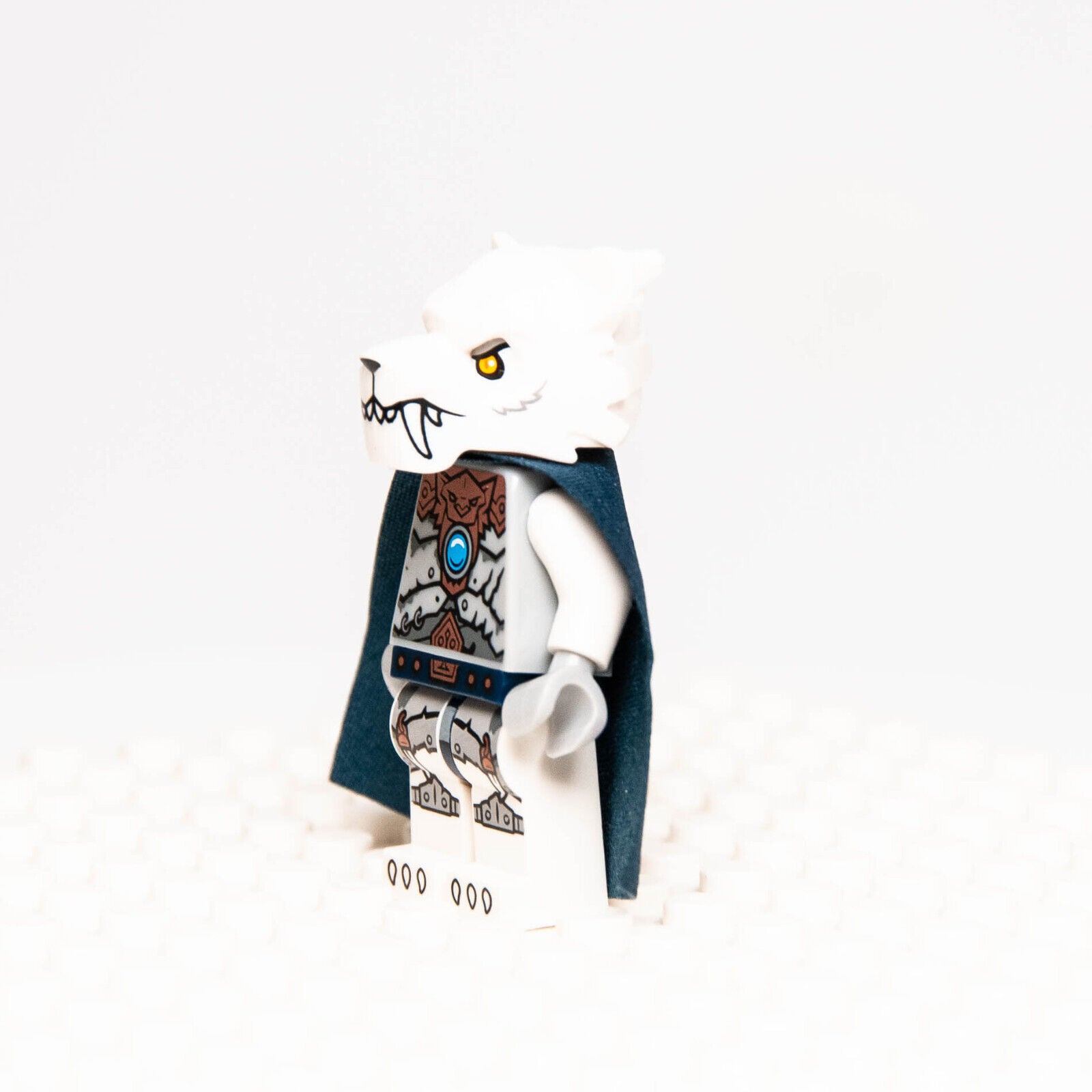 LEGO Sir Fangar Minifigure Legends of Chima Dark Blue Cape (loc161) 2015 5004077 - StudBee