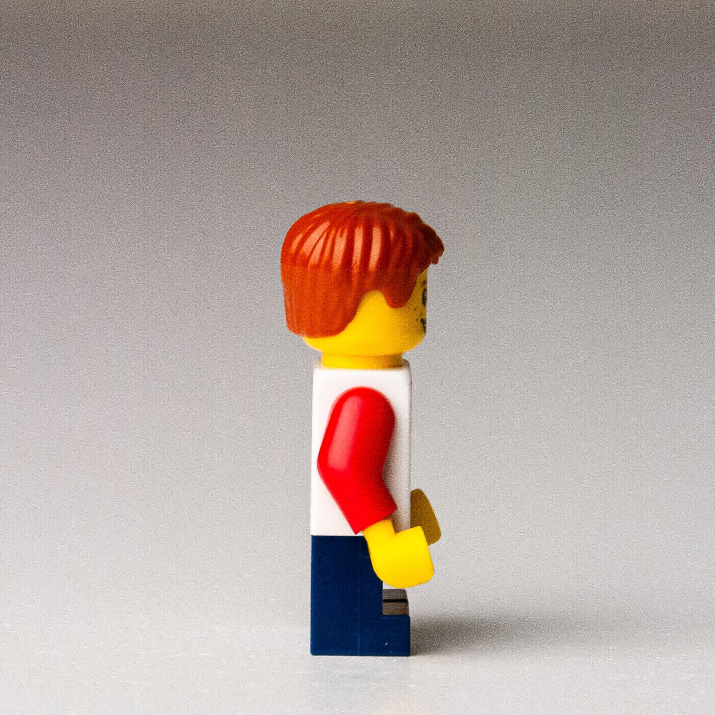 NEW LEGO Minifigure - Boy Kid in Benny Classic Space Shirt (twn397) 31108 - StudBee