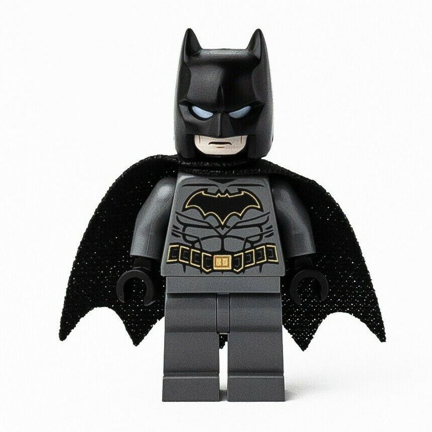 New LEGO Batman - Dark Gray Suit w/ Gold Belt Minifigure - 76122 (sh589) - StudBee