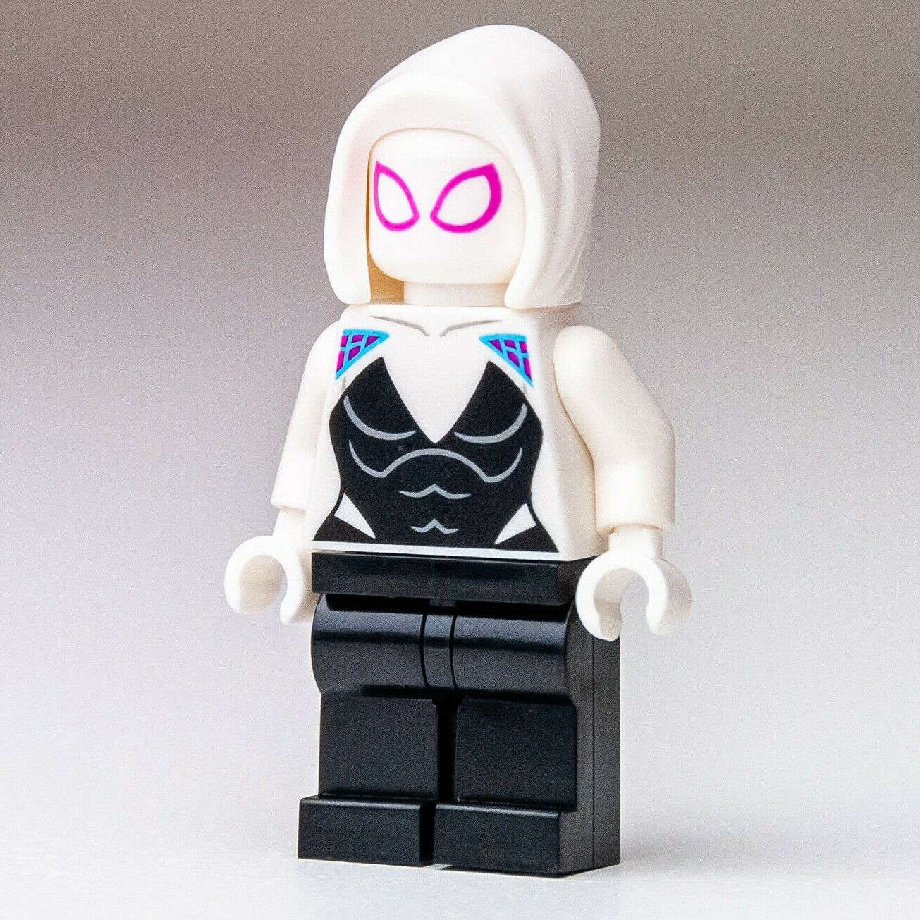 LEGO Ghost Spider / Spider-Gwen, White Hood Basic Smooth Minifigure (sh682) - StudBee