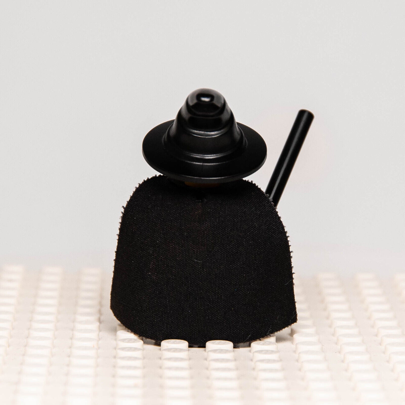 LEGO Harry Potter - Hogwarts Torso Minifigure - Sorting Hat (hp035) 4701 - StudBee