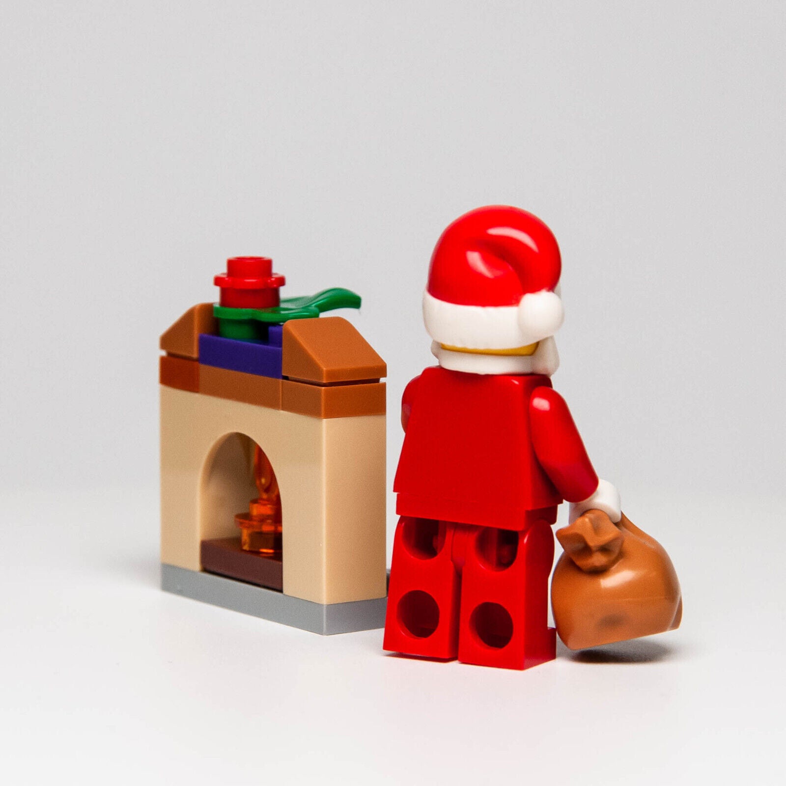 LEGO Advent Minifig Christmas Lot: Santa Claus (col122) Fireplace (41420-4) (wtr - StudBee