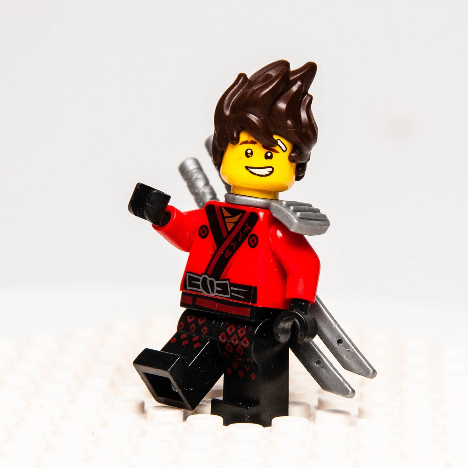 Lego Kai Minifigure w/ Silver Scabbard 70617 Movie (njo317) - StudBee