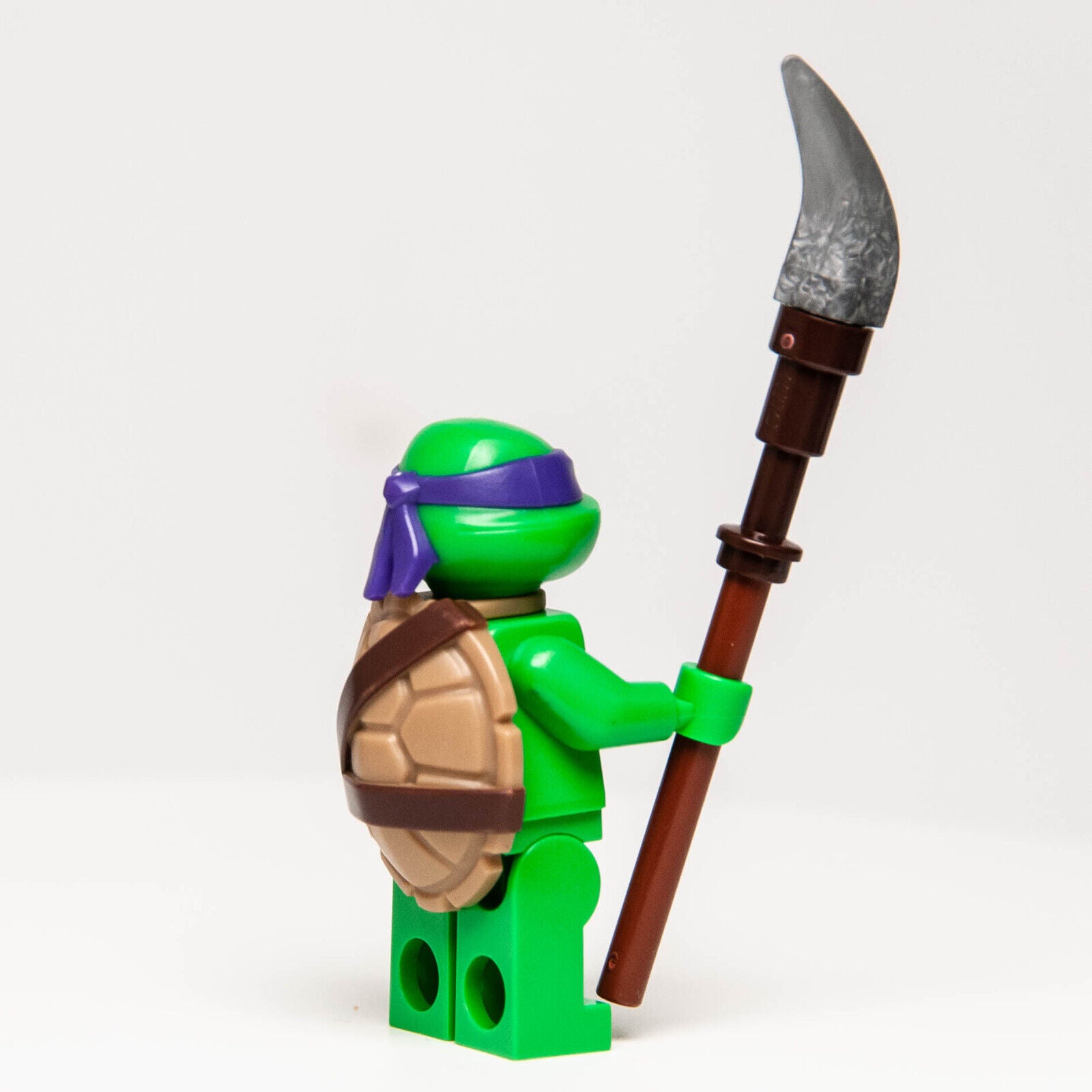 Lego TMNT Minifigure - Donatello, Gritted Teeth w/ Weapon (tnt017) 79105 - StudBee