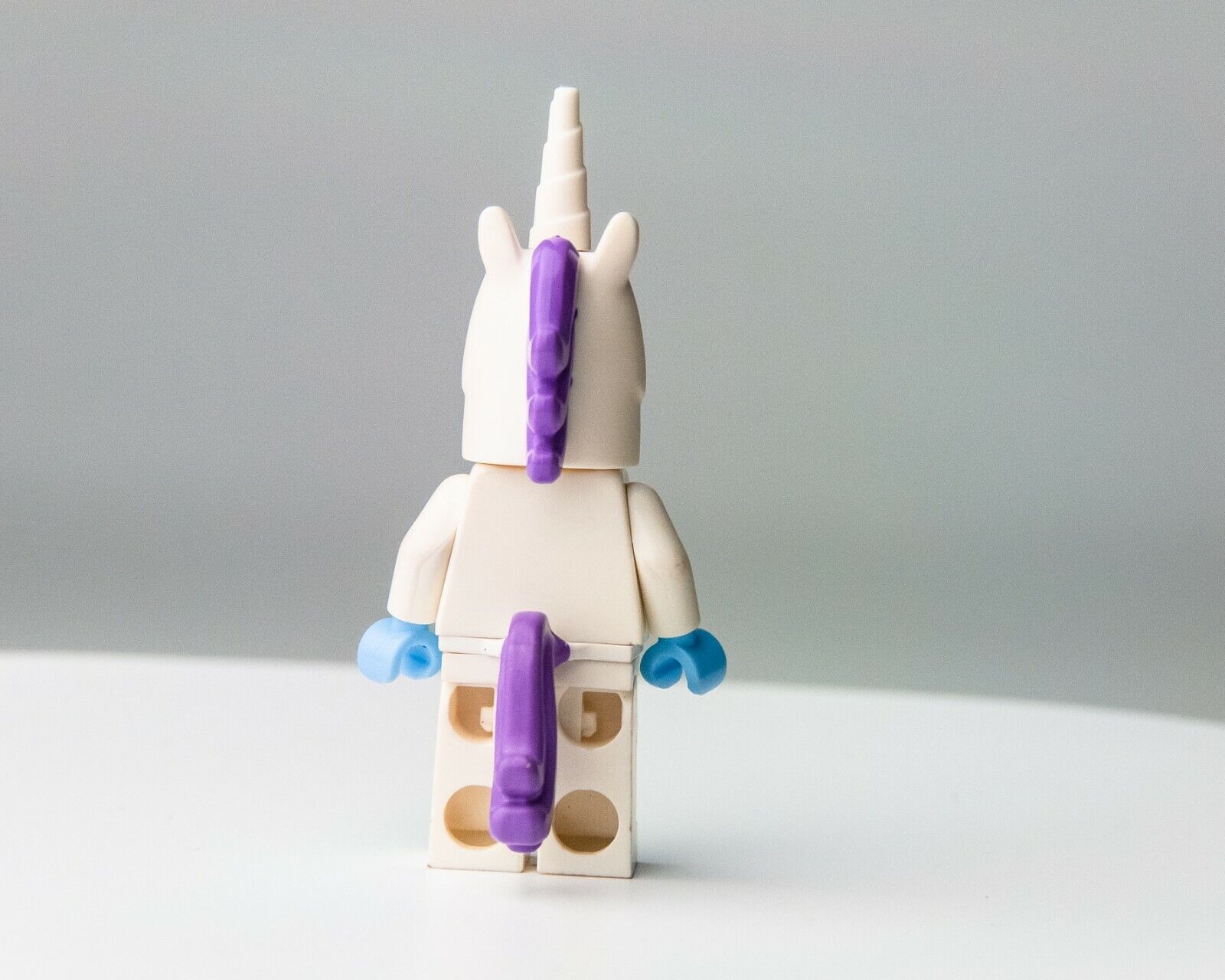 LEGO Unicorn Girl - CMF Series 13 - (col13-3 col197) Minifigure - StudBee
