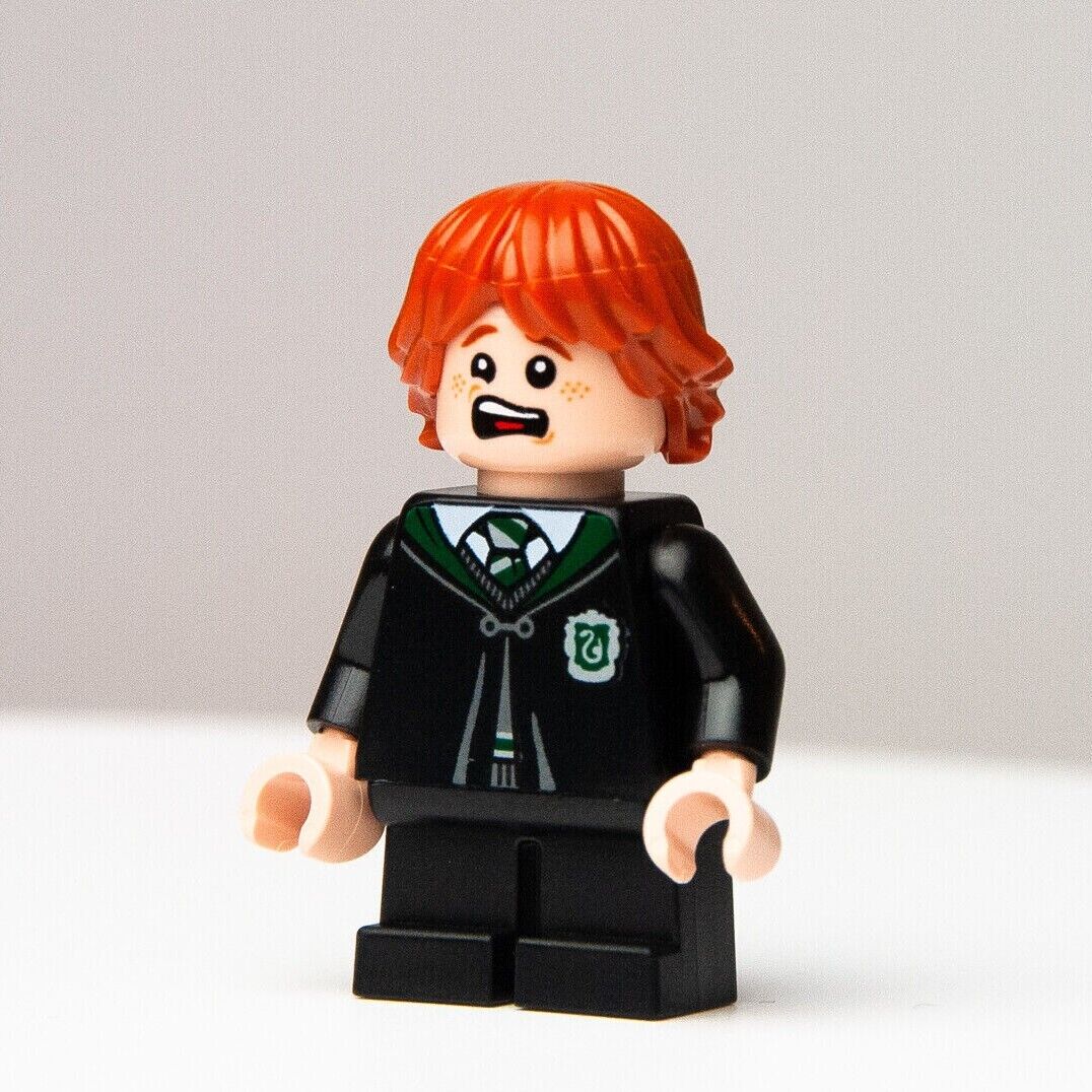 NEW Ron Weasley, Slytherin Robe - 7638 -  (hp287) LEGO Minifigure - StudBee