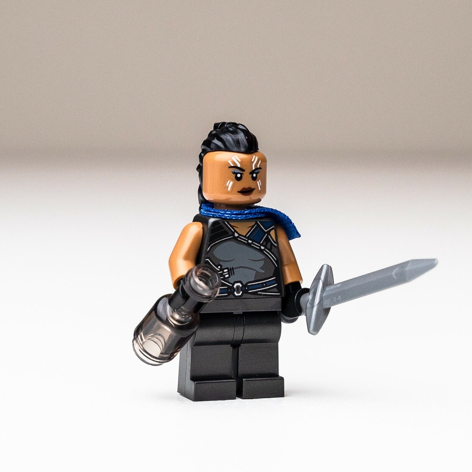 NEW Valkyrie - Tony Stark’s Sakaarian Iron Man - 76194 (sh748) LEGO Minifigure - StudBee