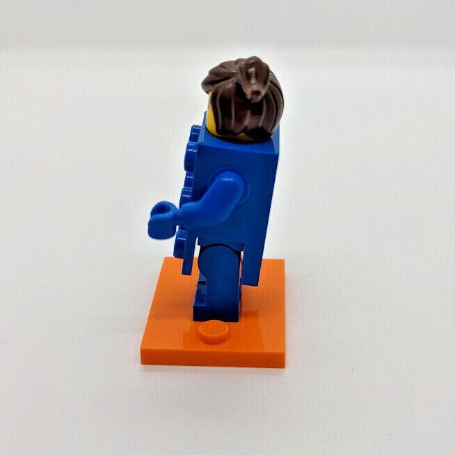 Lego Series 18 Collectible Minifigure w/ Stand:  Brick Suit Girl (col18-3) 71021 - StudBee