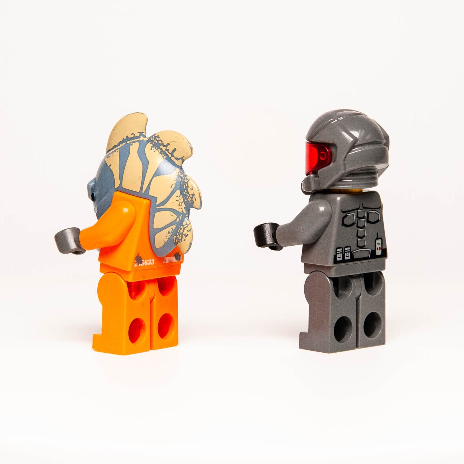 LEGO Space Police Minifigure Lot: Alien Jawson (sp113) & Officer 15 (sp119) 5983 - StudBee