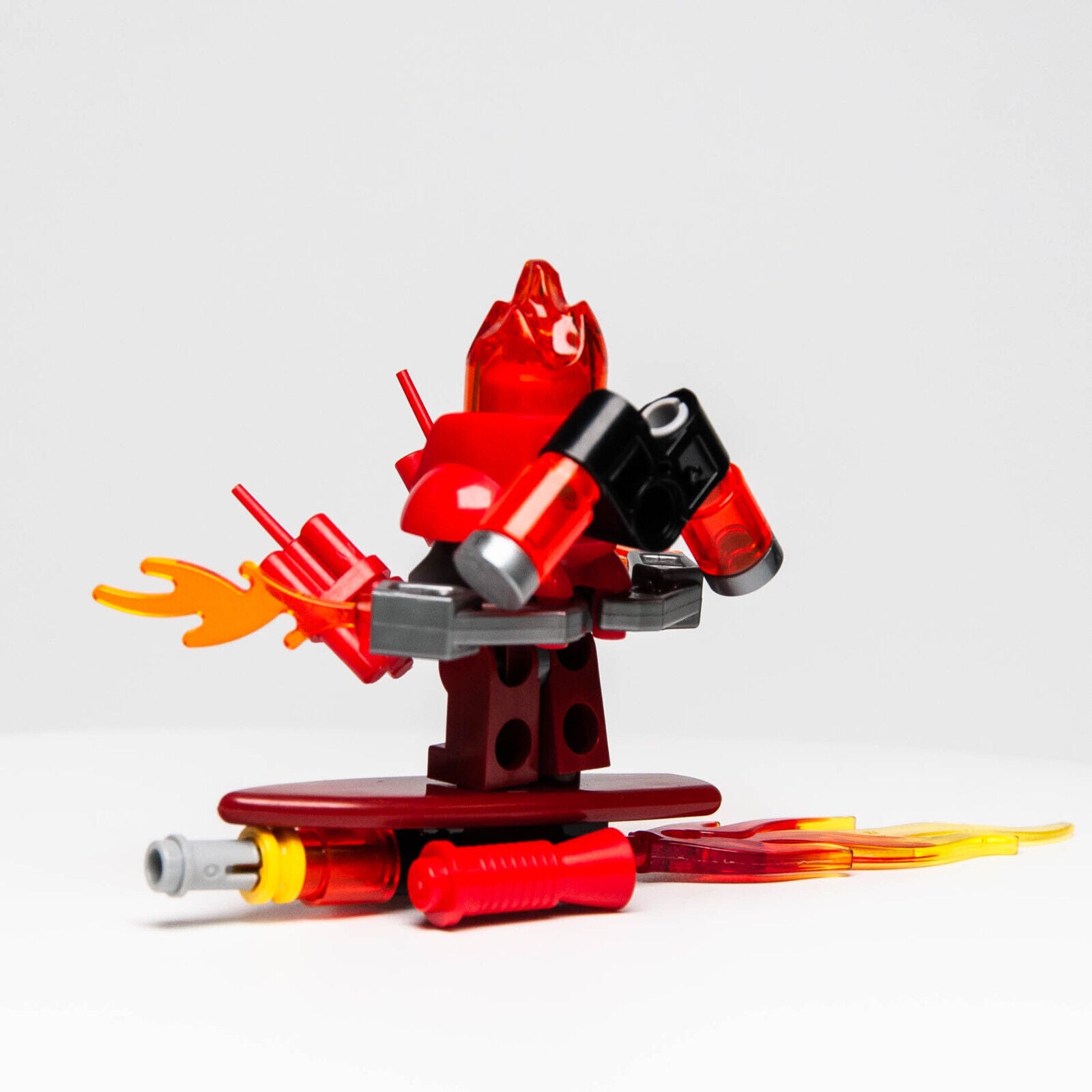 LEGO Minifigure Ultra Agents -  Infearno (uagt009) 70162 Villian w Dynamite - StudBee