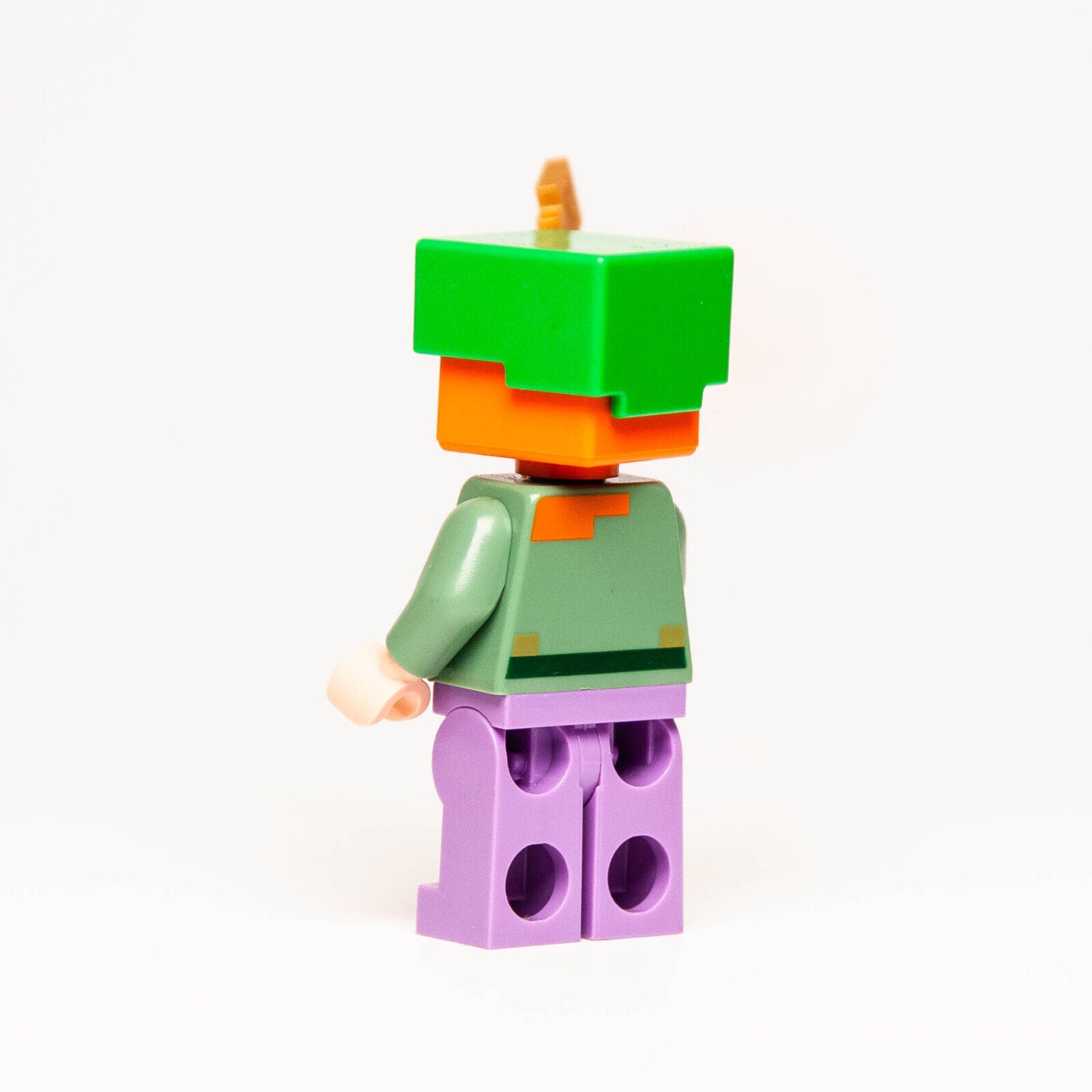 Lego Minecraft Minifigure - Alex with Helmet & Sword (min089) 21164 Reef - StudBee