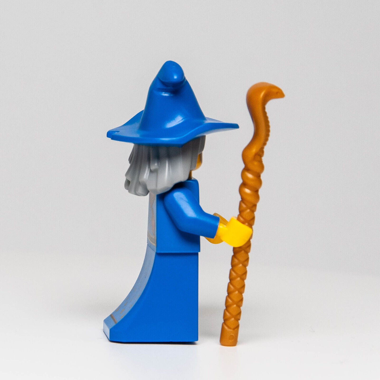 New LEGO BAM 2022 Medieval Blue Wizard with Serpent Staff Minifigure - StudBee