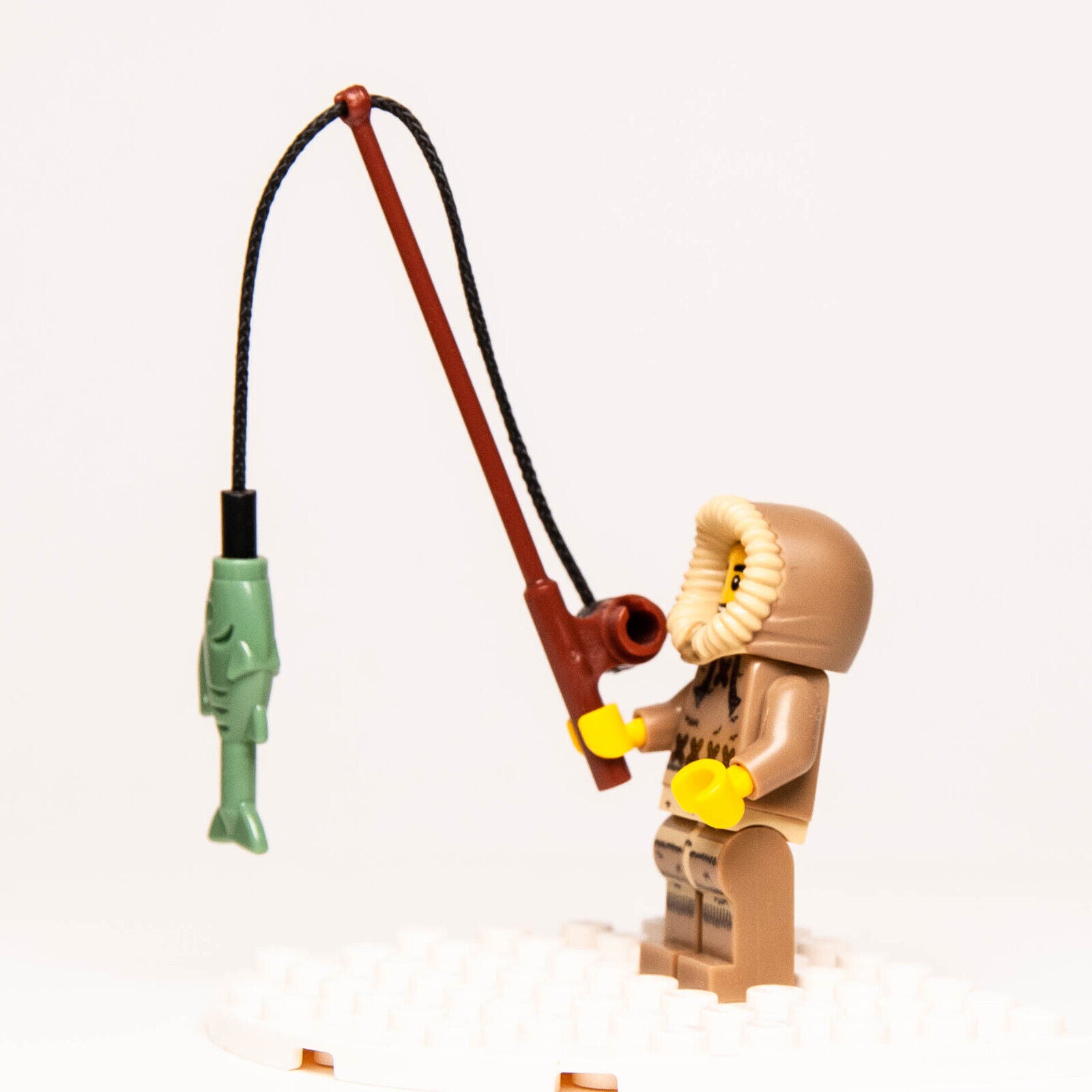 New LEGO CMF Series 5 - Ice Fisherman Minifigure (col05-4) 8805 col068 Winter - StudBee