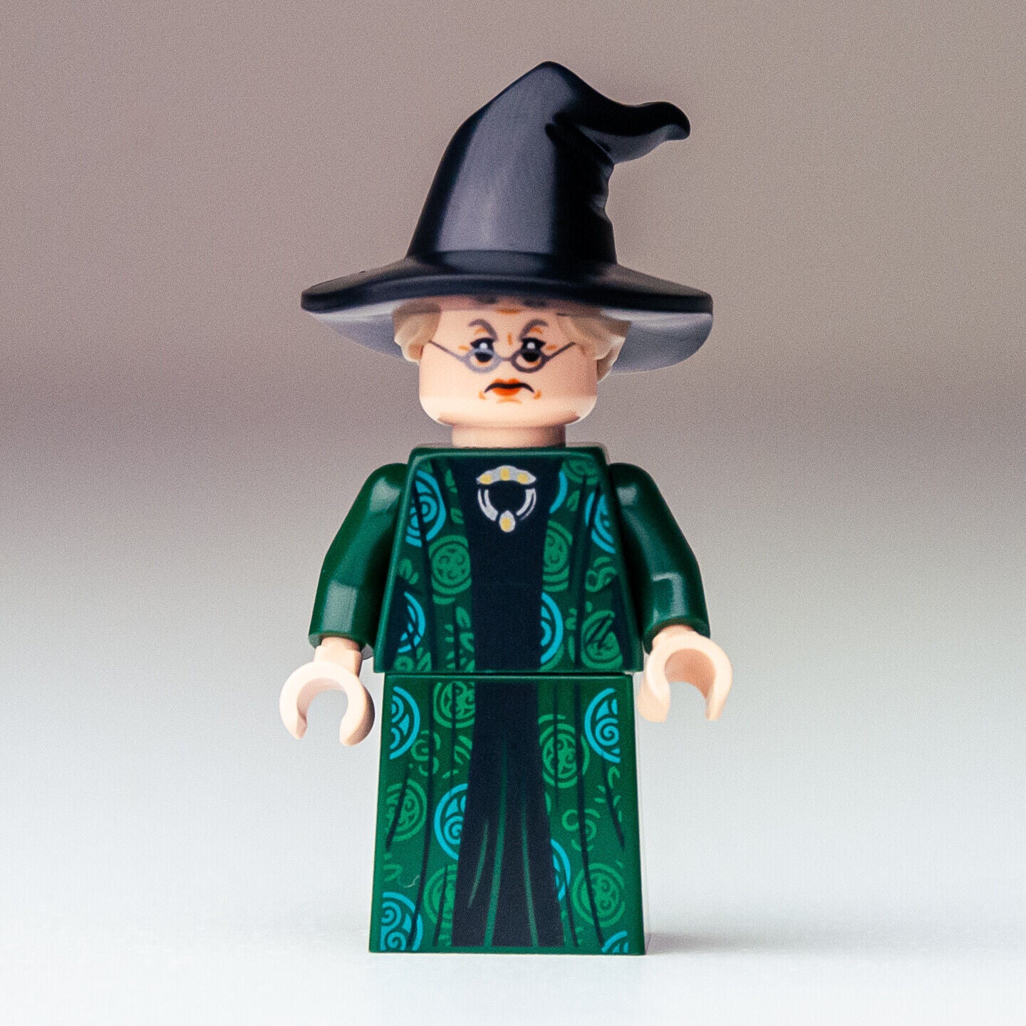 New LEGO Minifigure Professor Minerva McGonagall - Hogwarts Moment 76382 (hp274 - StudBee