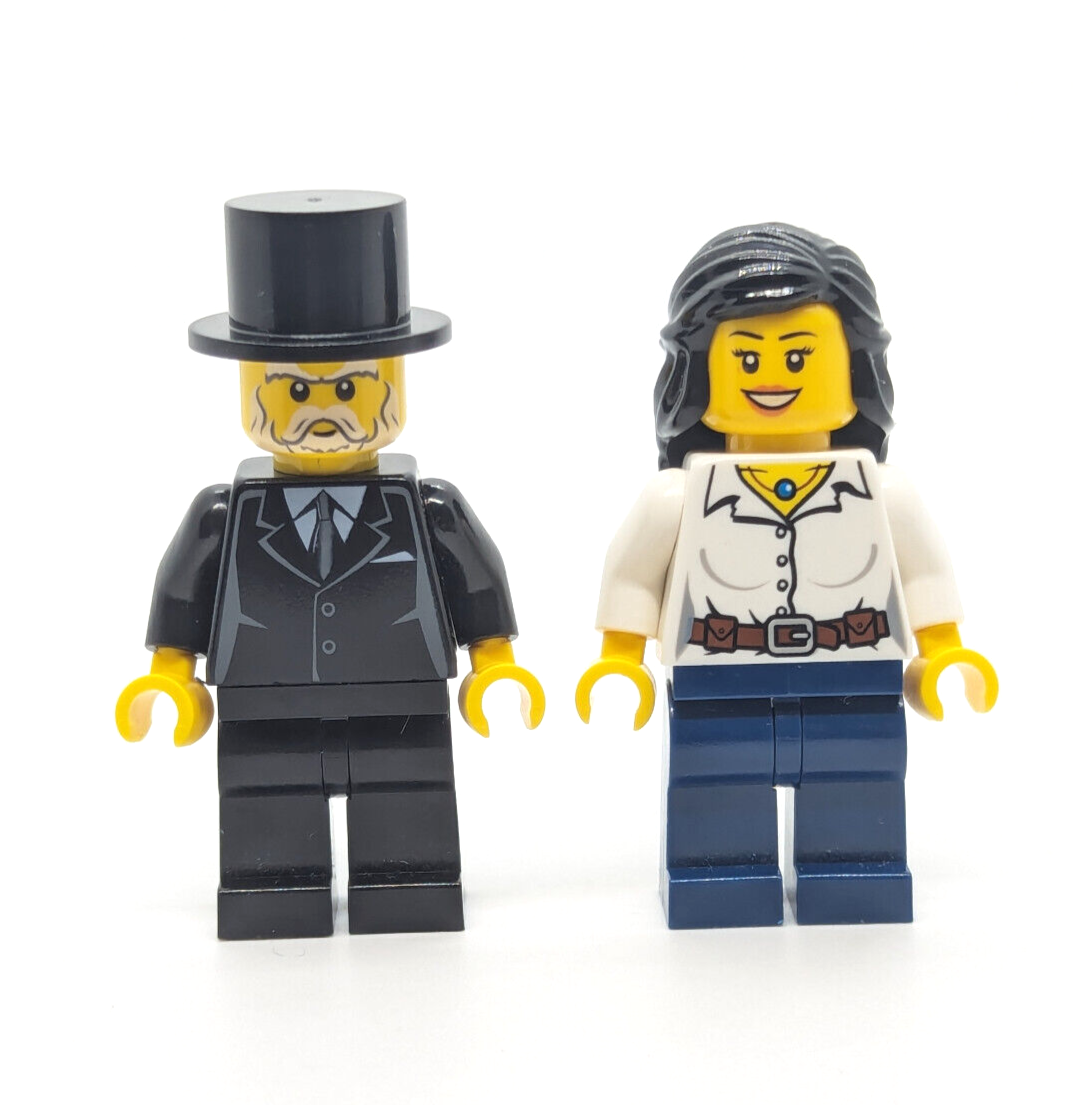 Lego Minifigures from 3300014 Holiday Sleigh Set 2012 Winter Horse Christmas) - StudBee