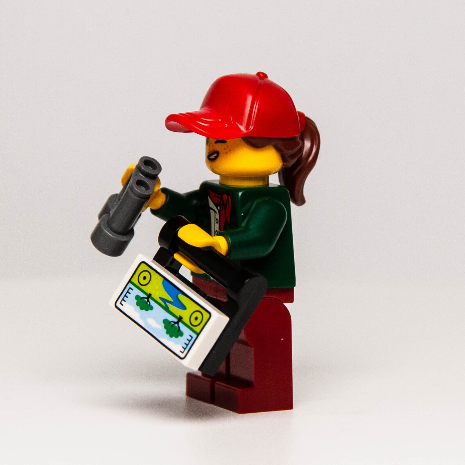 NEW LEGO Wildlife Safari Tourist Female Minifigure (cty1099) 60267 - StudBee