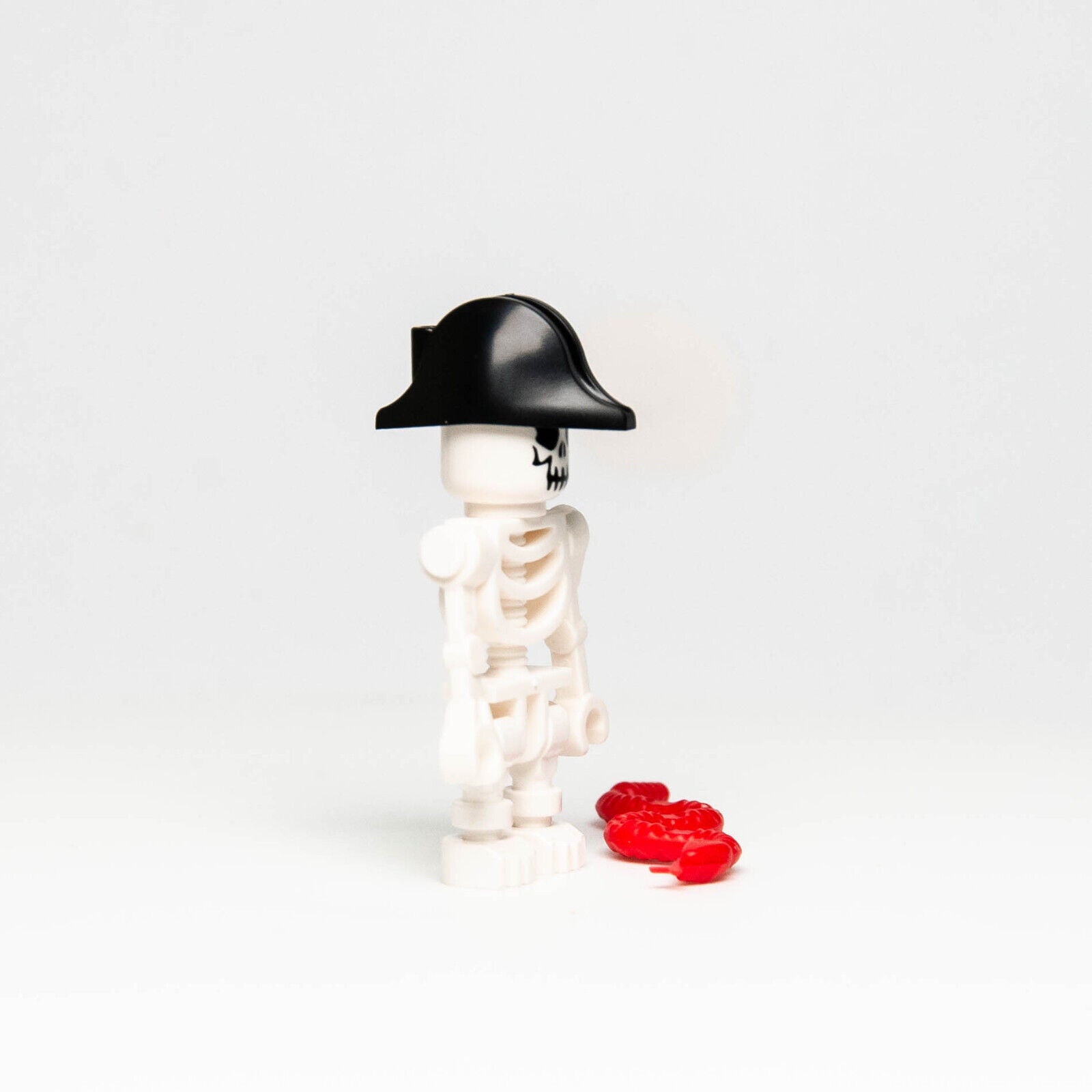 LEGO Pirates Minifigure - Evil Pirate Skeleton - 6253 (gen020) Shipwreck (pi