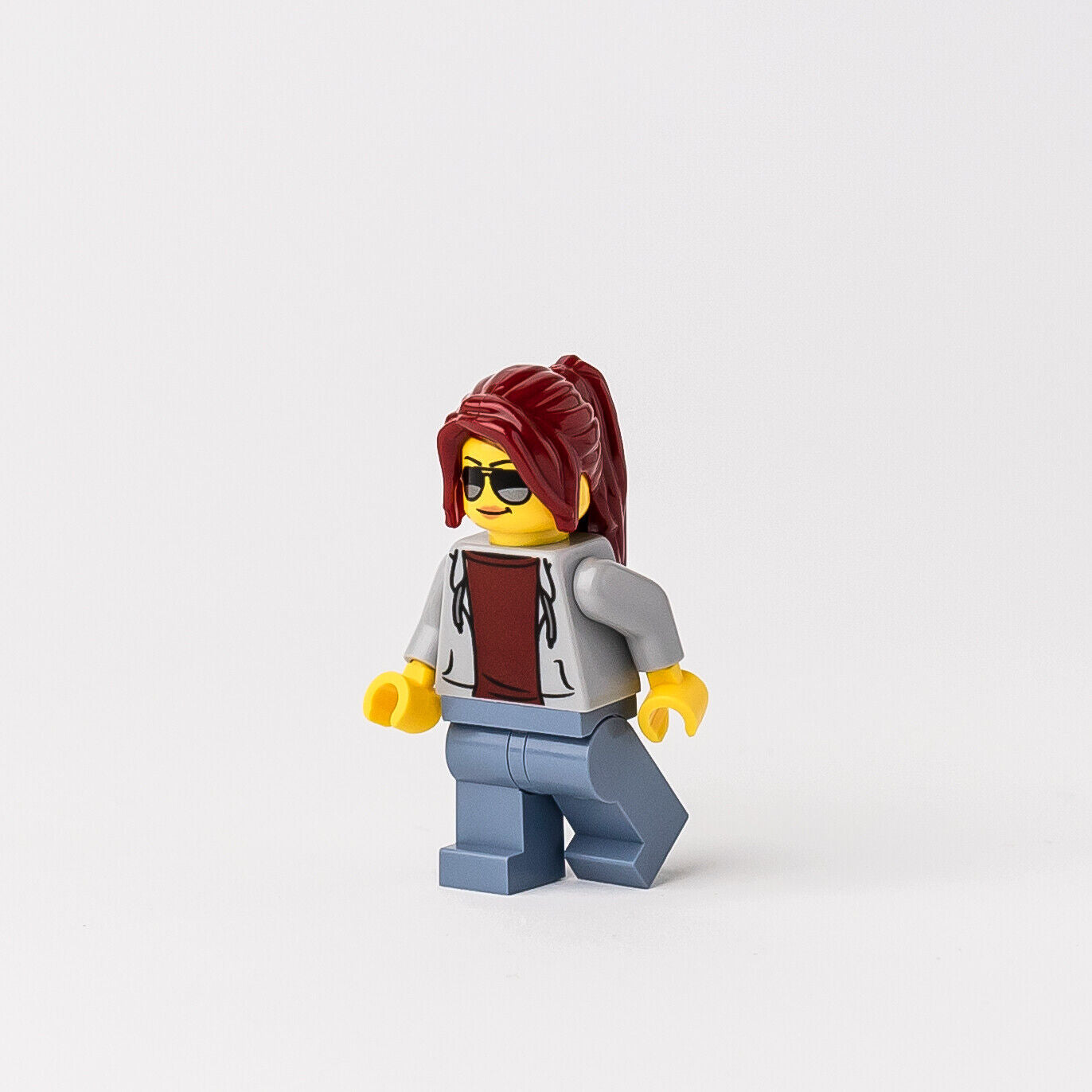 New LEGO Track Official, Female Minifigure - 75893 (sc075) - StudBee