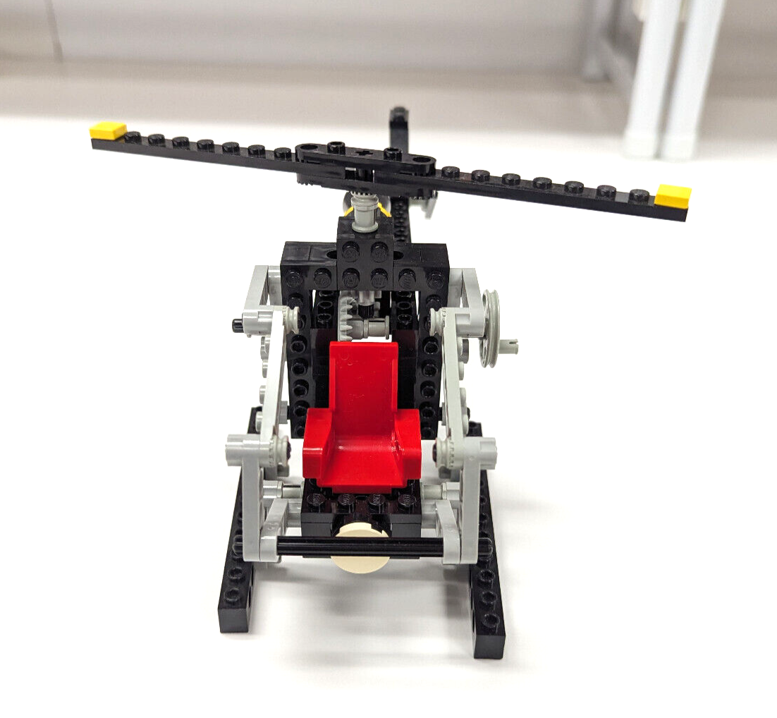 Vintage Lego Technic Airport 8825 -  NIGHT CHOPPER - Complete w/ Manual - StudBee
