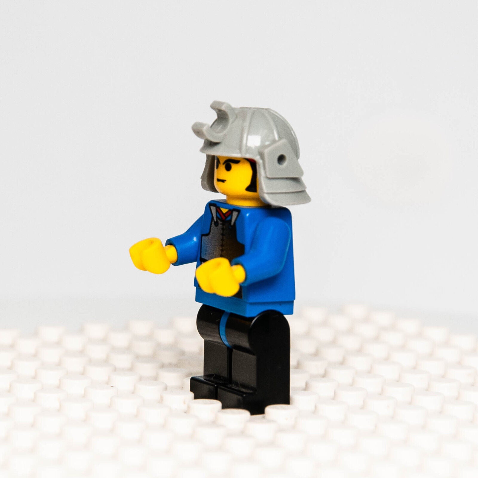 Lego Blue Young Samurai Ninja Minifigure 6093 4805 6083 6088 6089 (cas055) - StudBee