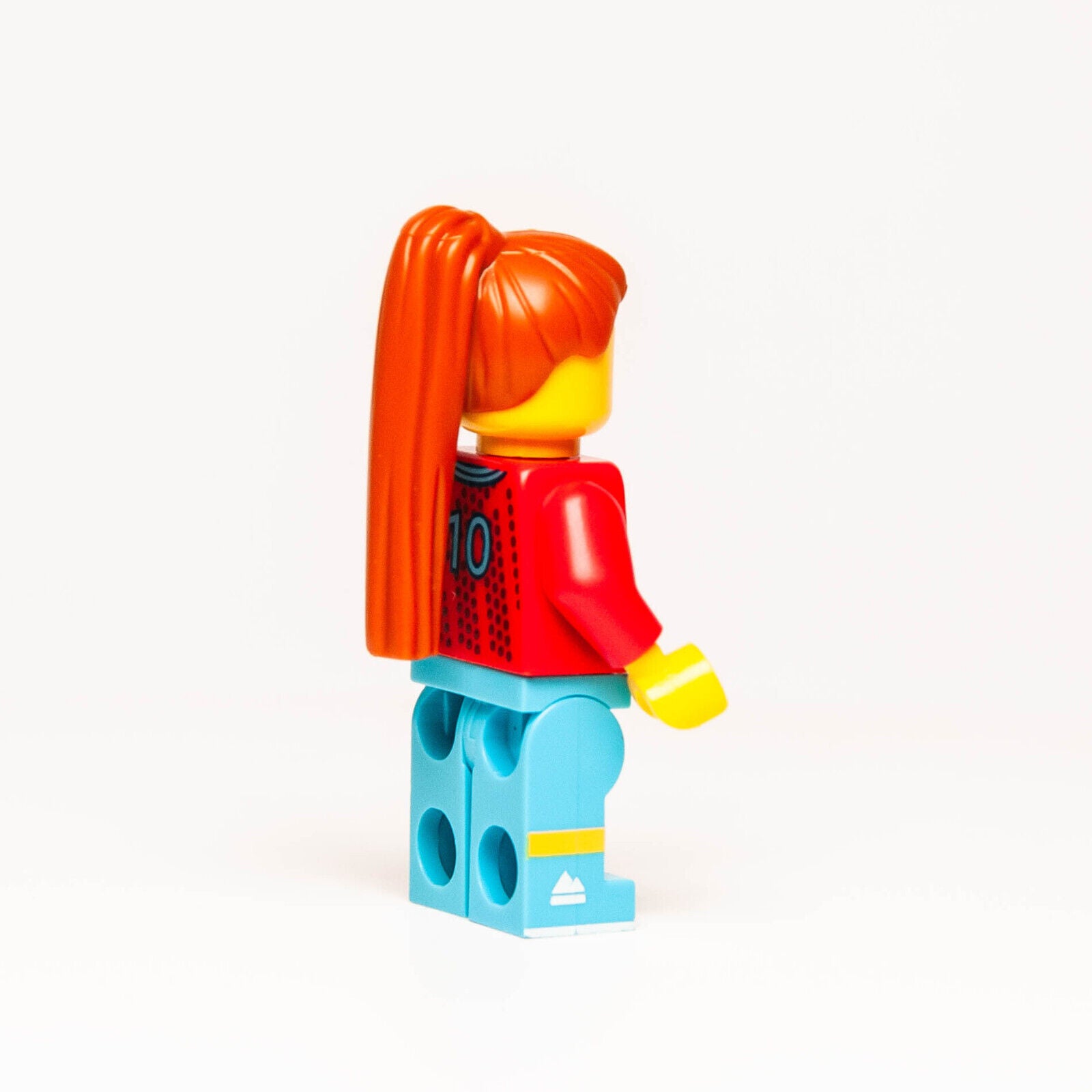 New Lego BAM 2023 Q3 Minifigure - Female Football Soccer Champion Player, Trophy - StudBee