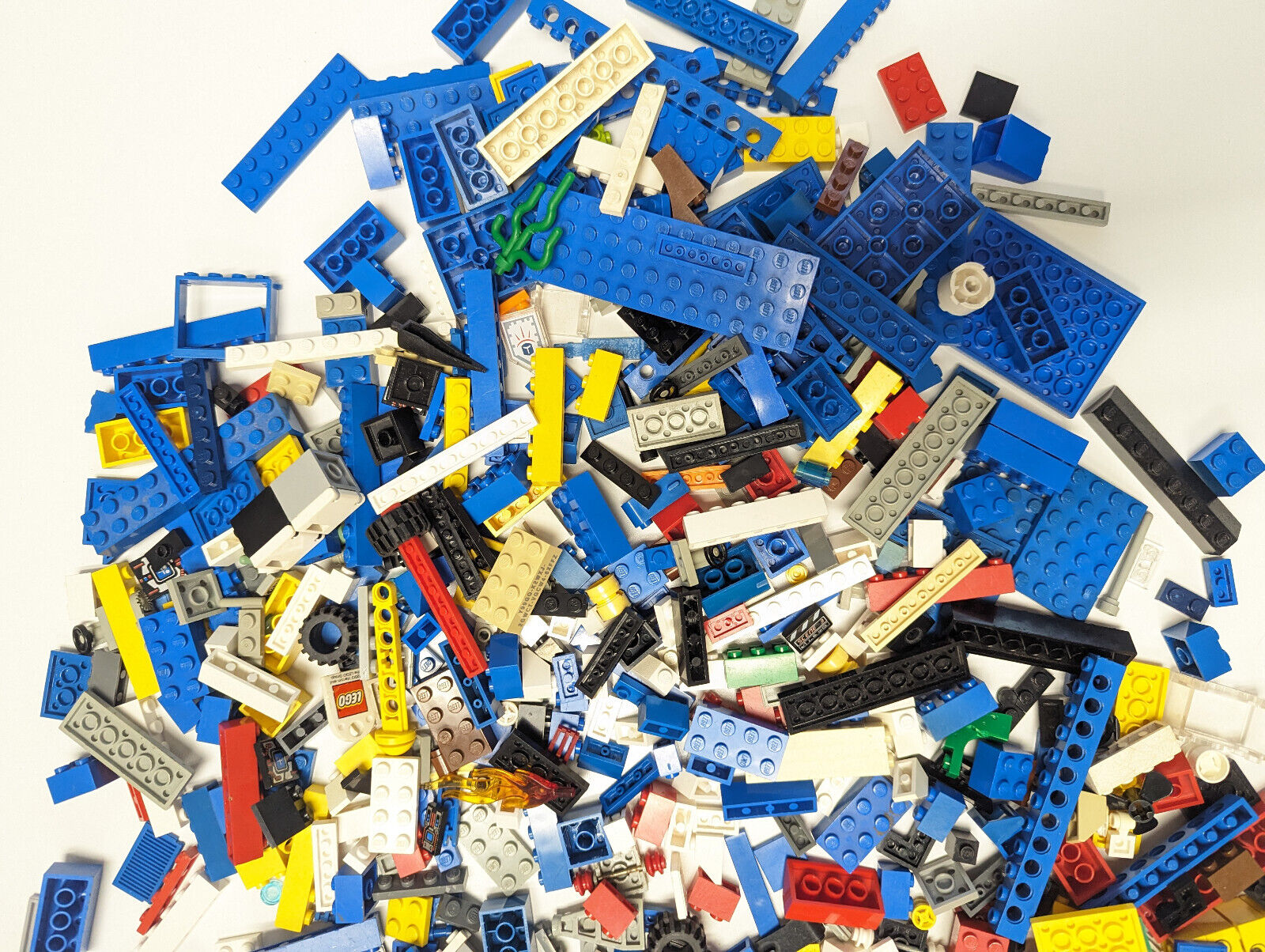 1 lb 10oz *Dirty / Damaged* Bulk Authentic LEGO Parts & Pieces Lot - Filler MILS